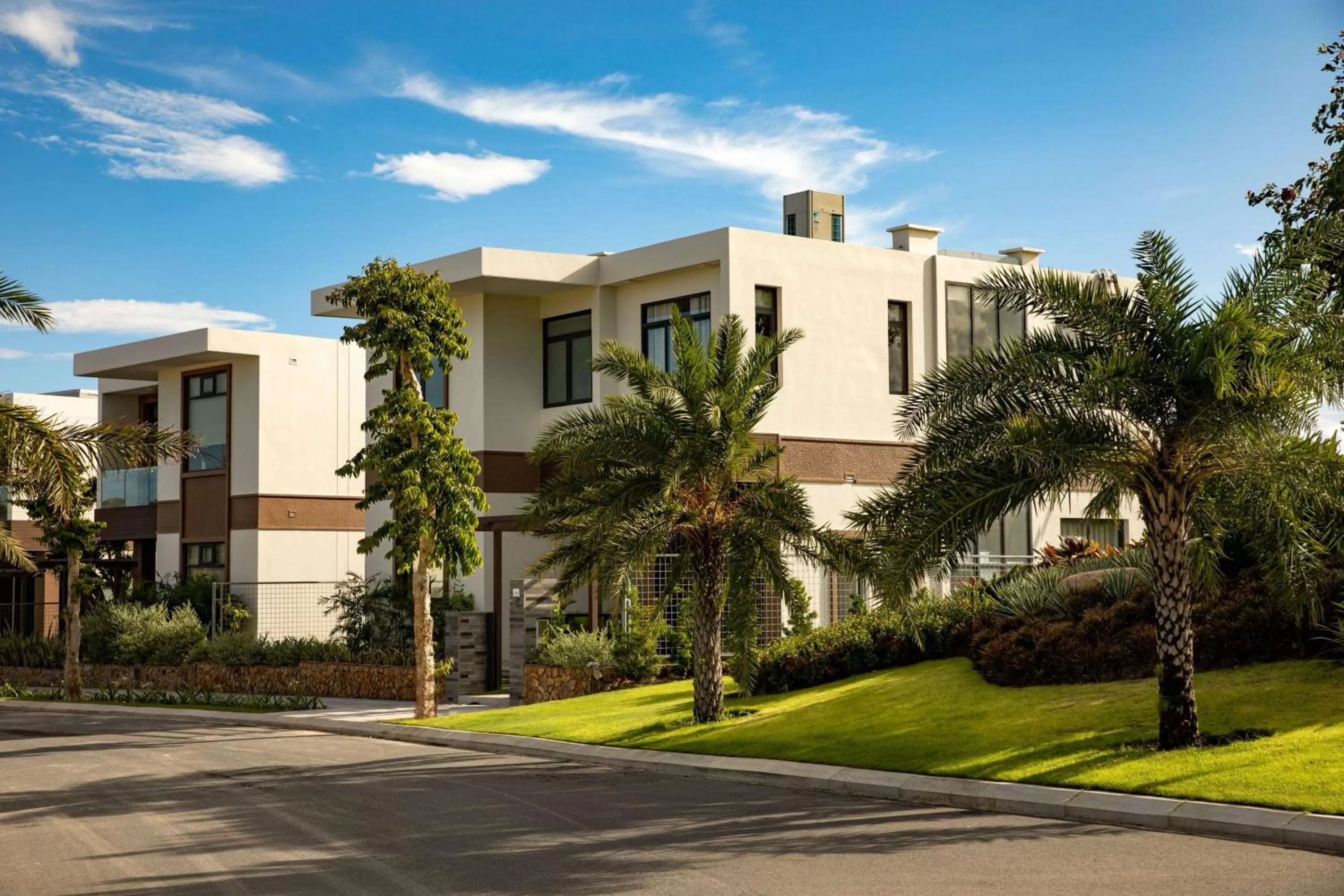 Photo of the whole room in Wyndham Grand KN Paradise Cam Ranh