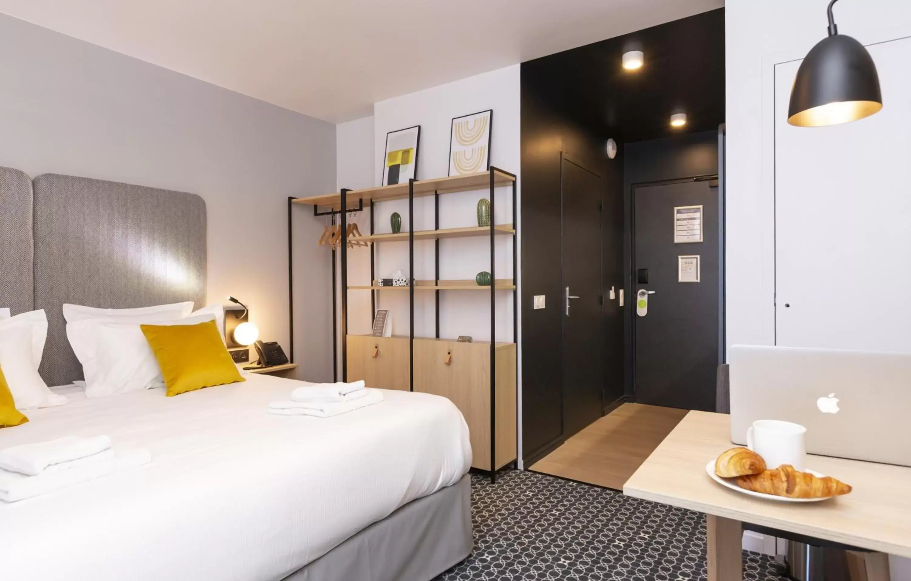Bedroom, Bed in Odalys City Le Havre Centre Les Docks