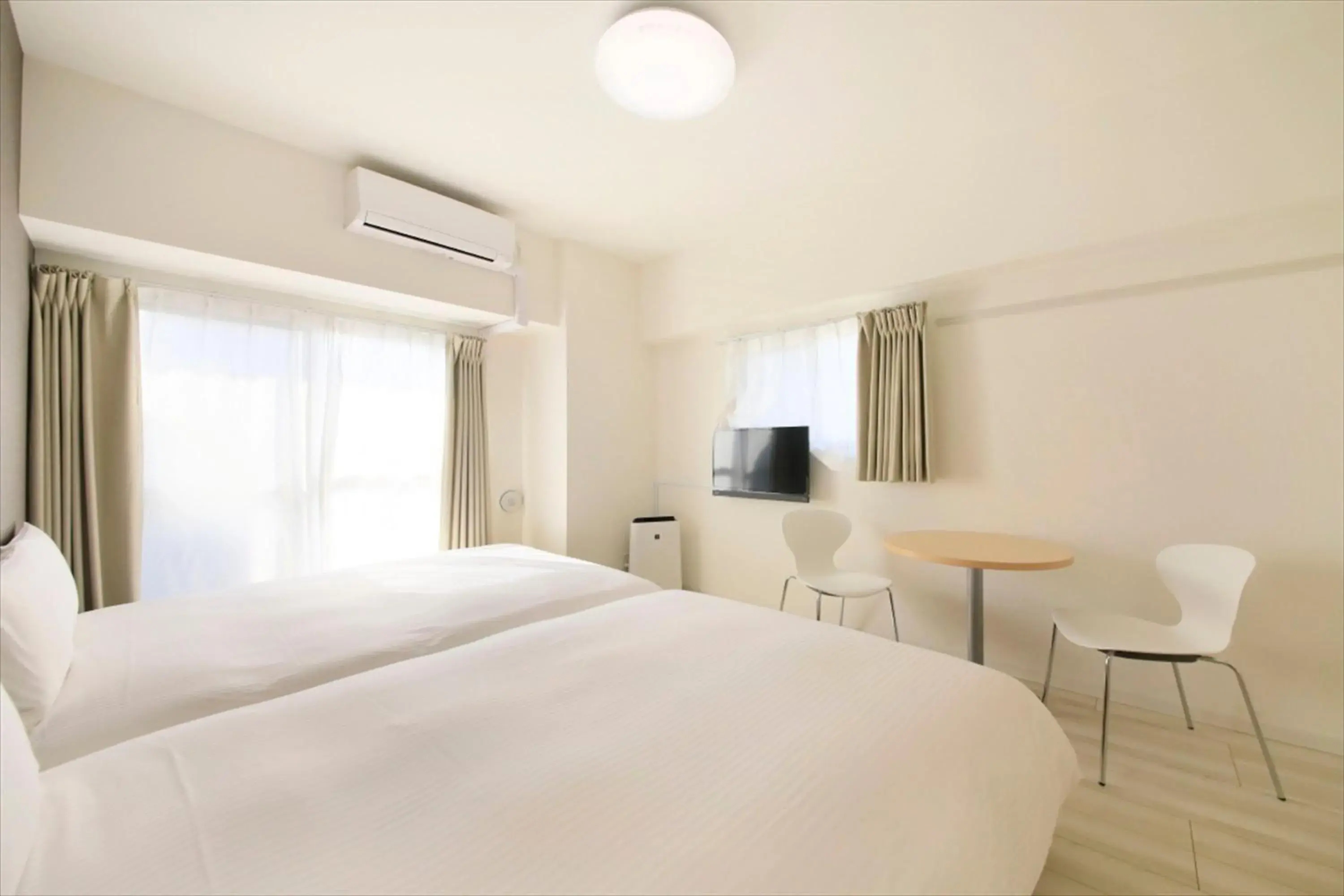 Photo of the whole room, Bed in Bay Hotel Urayasu-ekimae