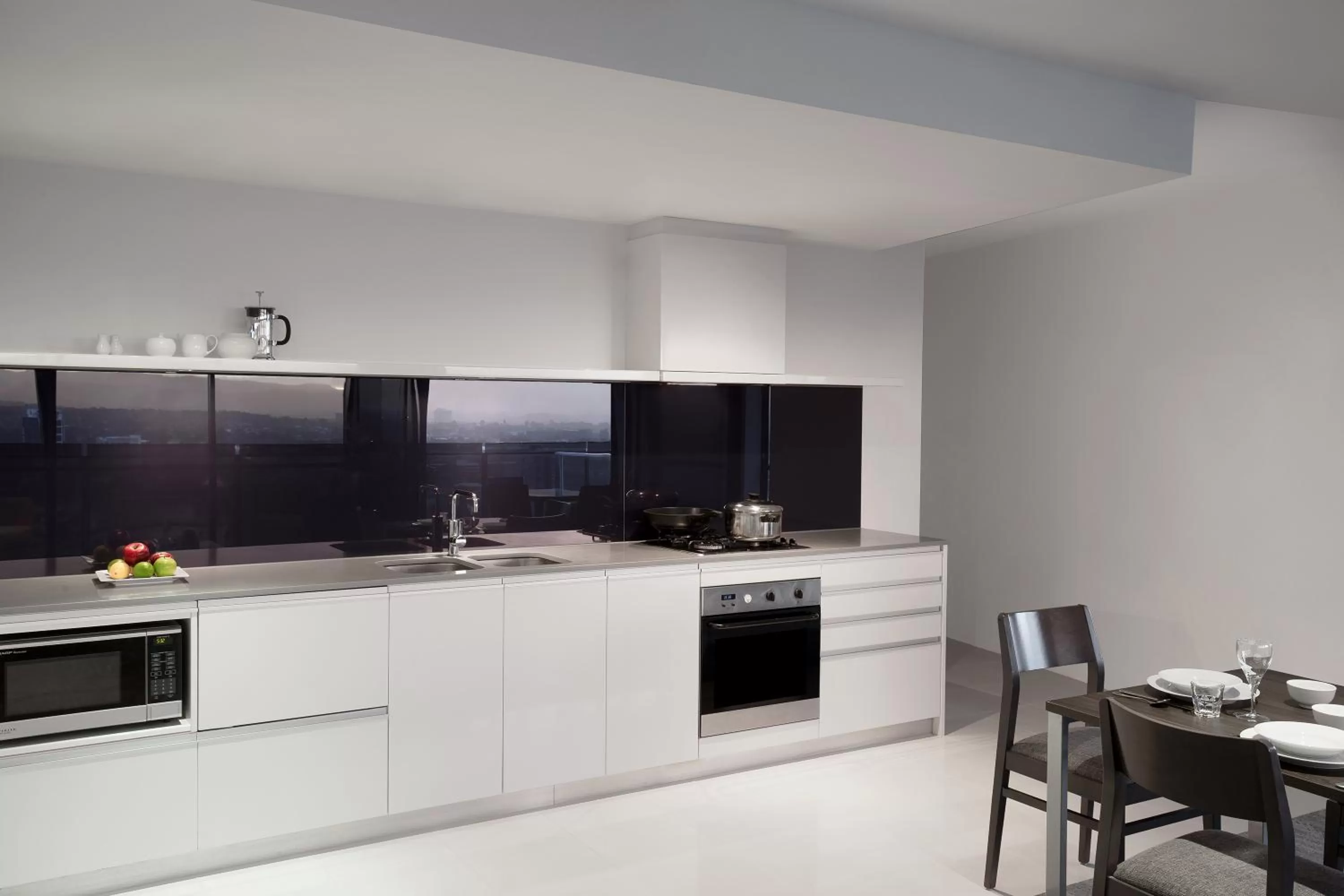 Coffee/tea facilities in Mantra Circle On Cavill