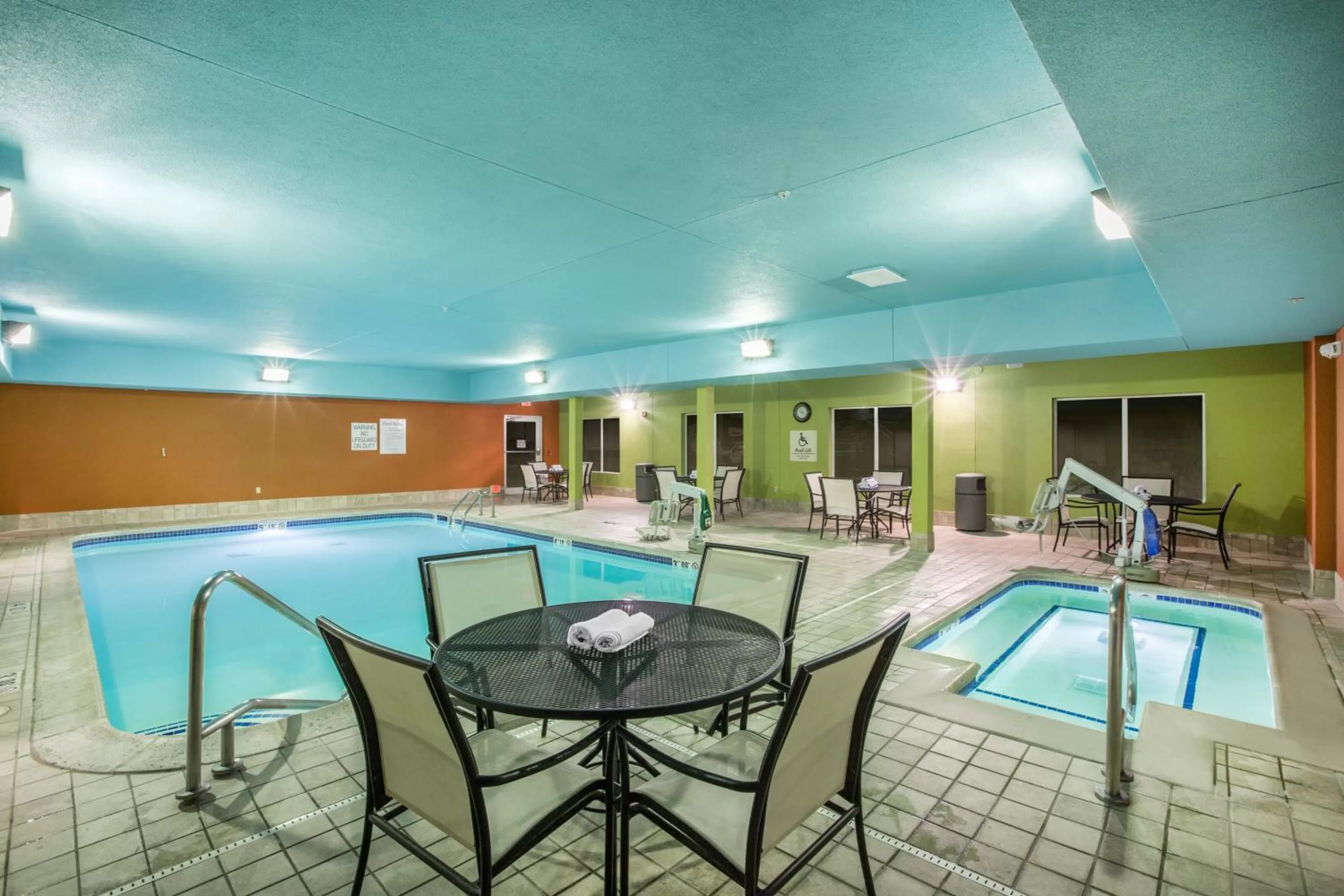 Swimming pool in Holiday Inn Express Hastings by IHG