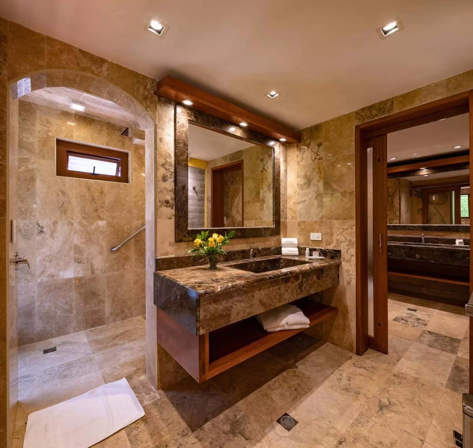 Queen Room with Garden View - single occupancy in Luna Volcán, Adventure SPA - formerly Luna Runtún