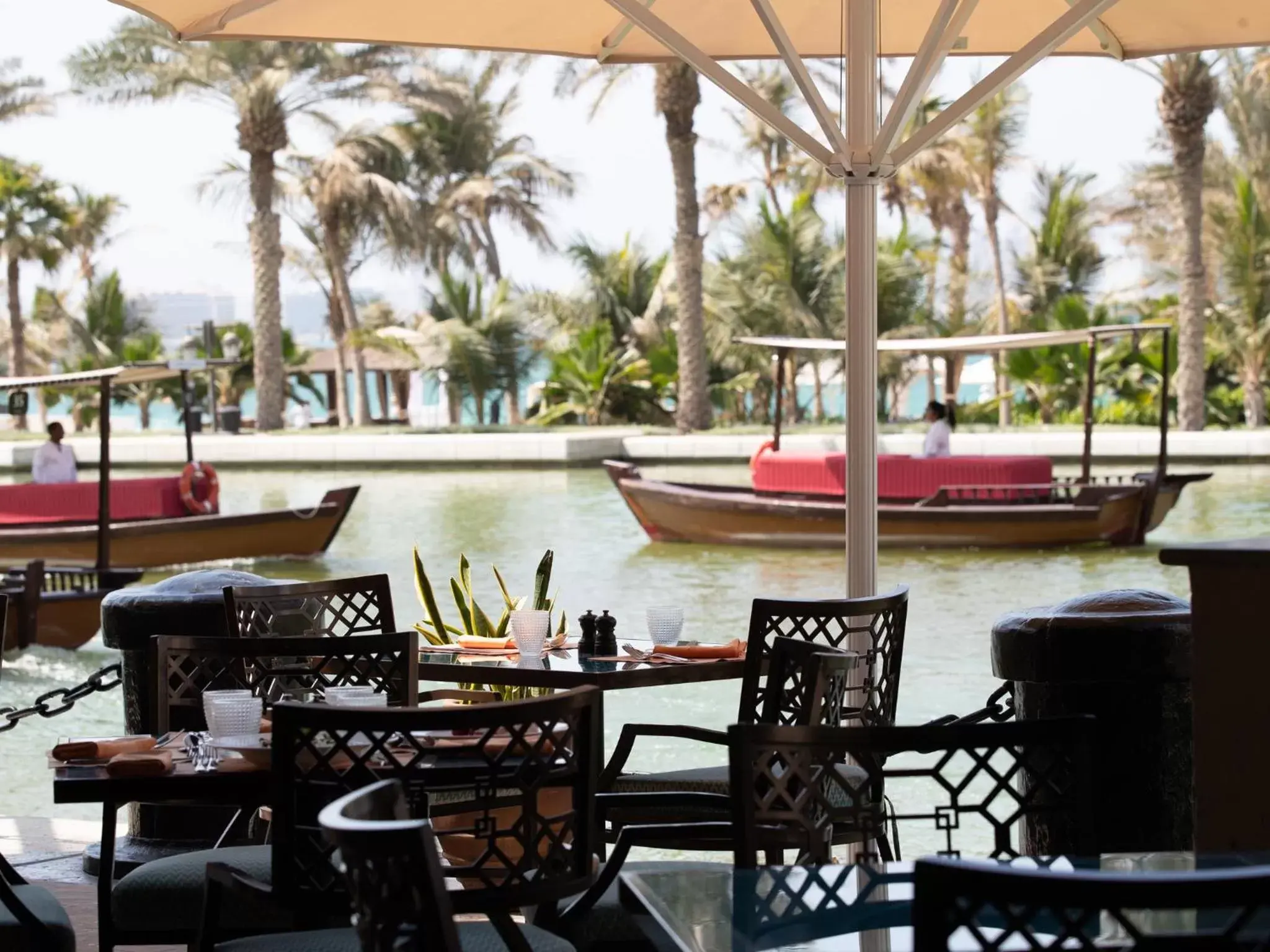Restaurant/Places to Eat in Jumeirah Mina A'Salam
