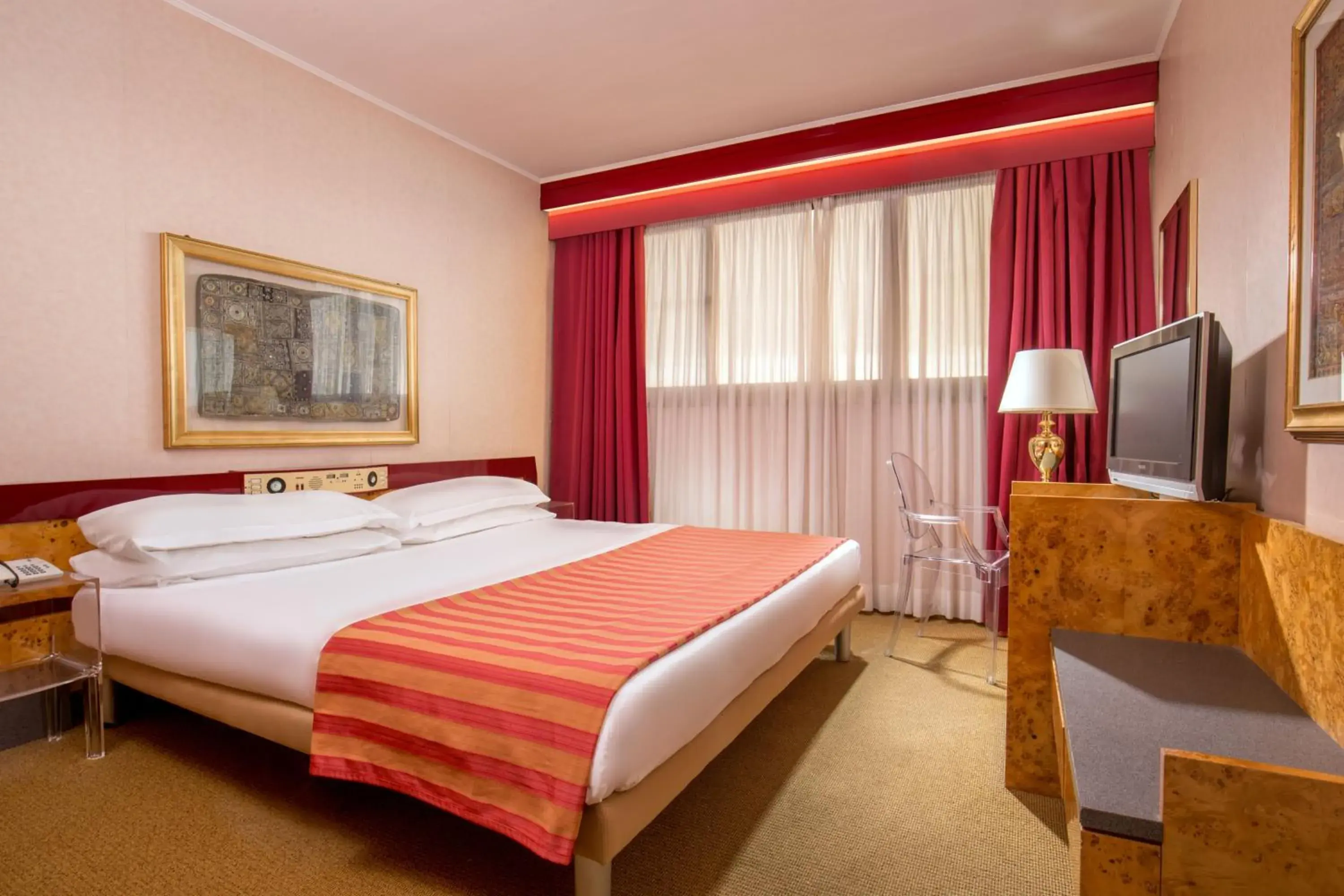 Standard Double or Twin Room in Enea Hotel Pomezia Standard Double or Twin Room in Enea Hotel Pomezia