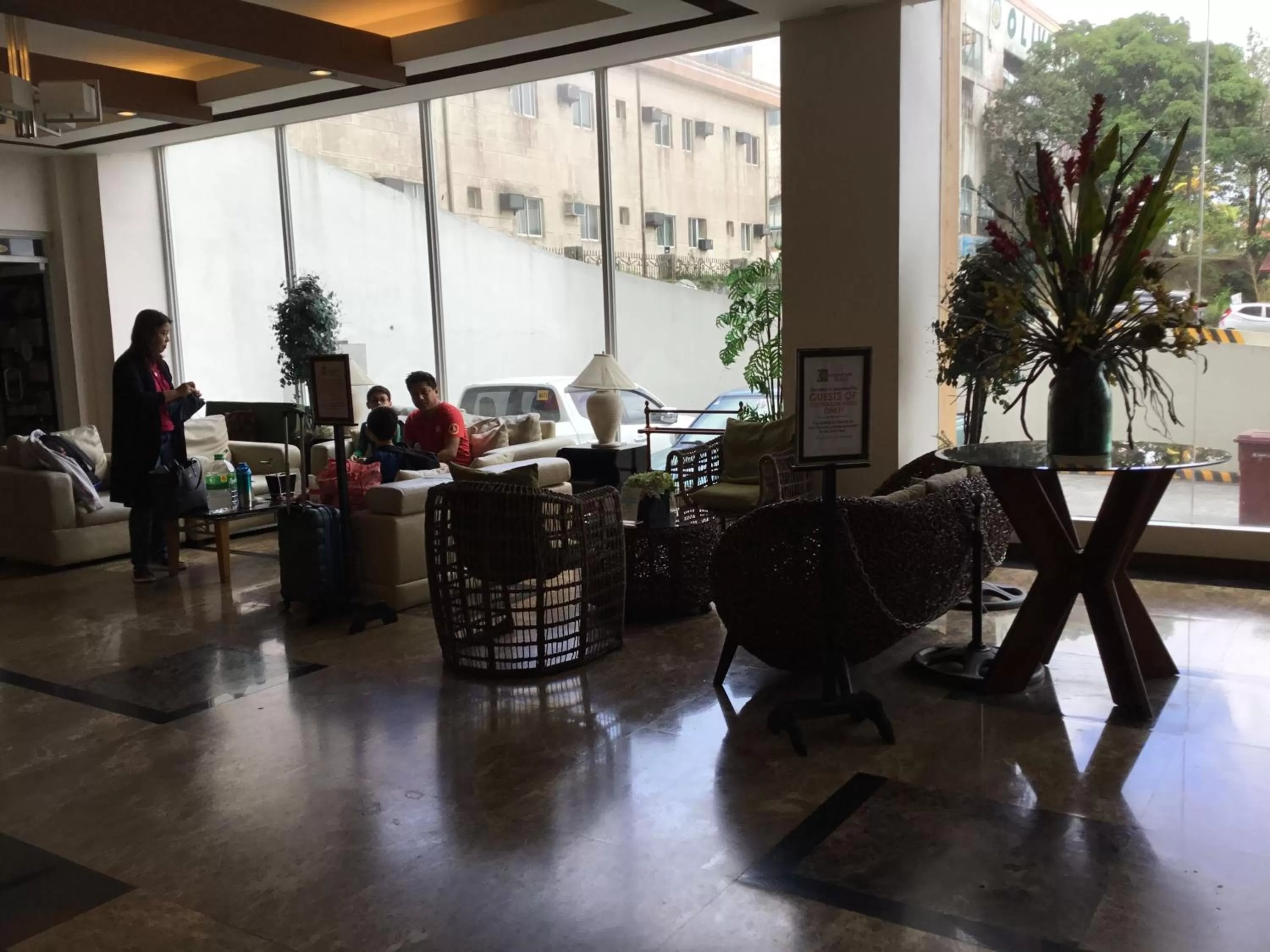 Condo with Free Swimming Pool & Viewing Deck