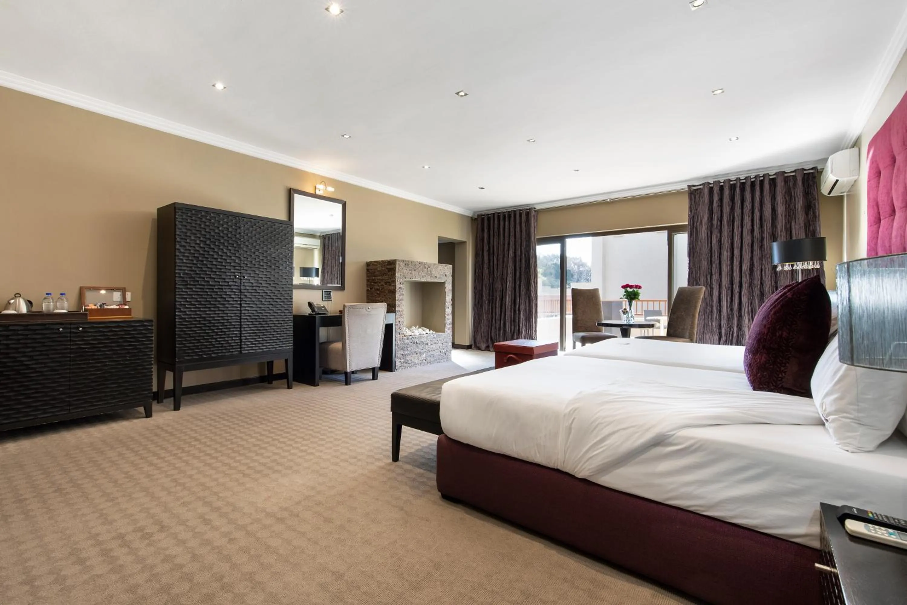 Photo of the whole room, Bed in St Andrews Hotel and Spa