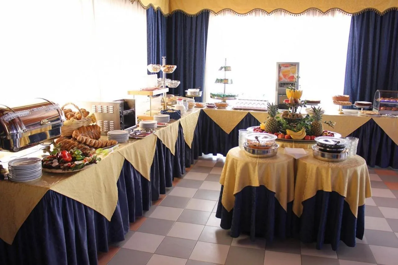 Restaurant/places to eat in Grand Hotel Dei Cesari