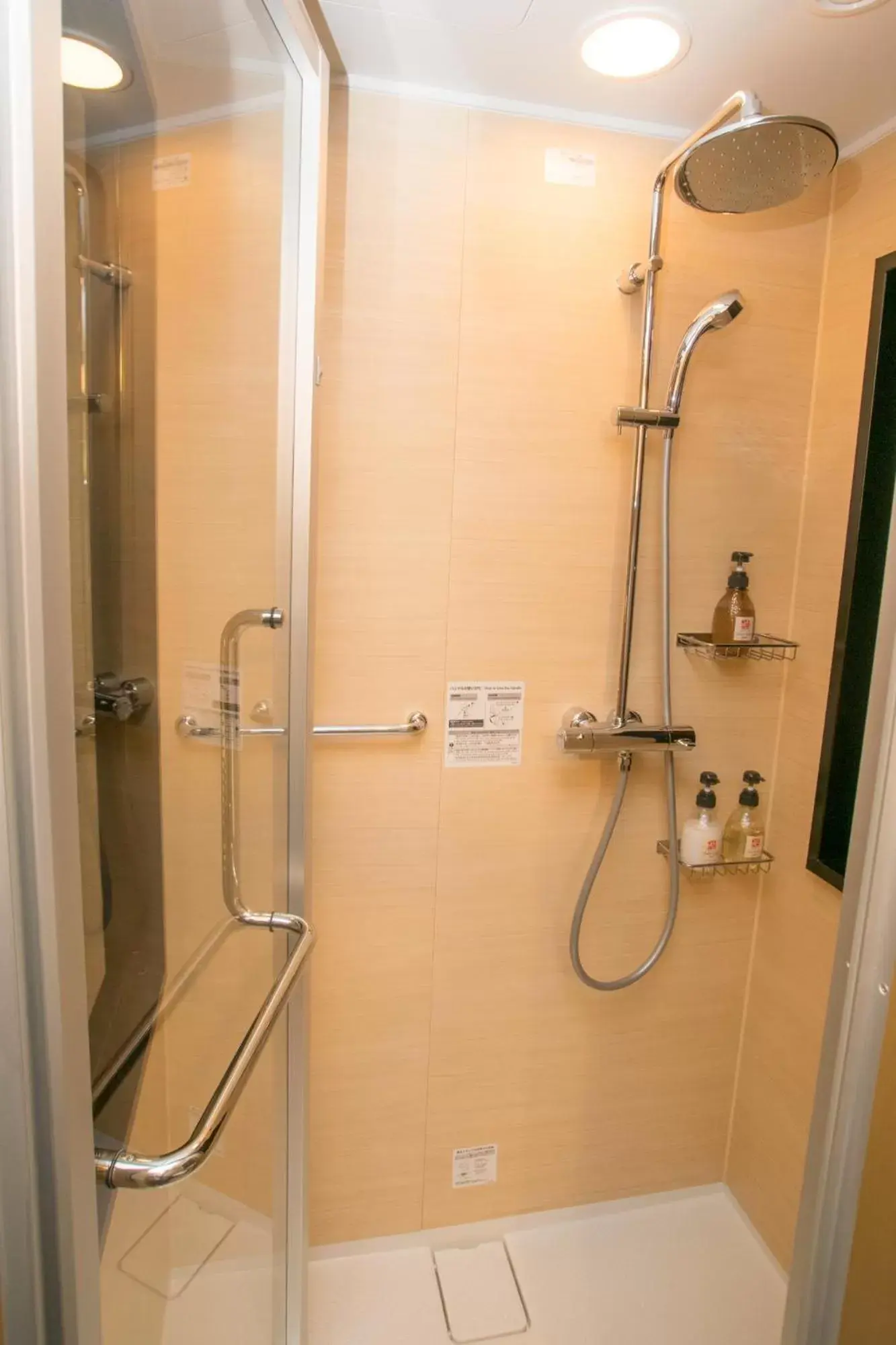 Bathroom in HATAGO INN Kansai Airport Bathroom in HATAGO INN Kansai Airport