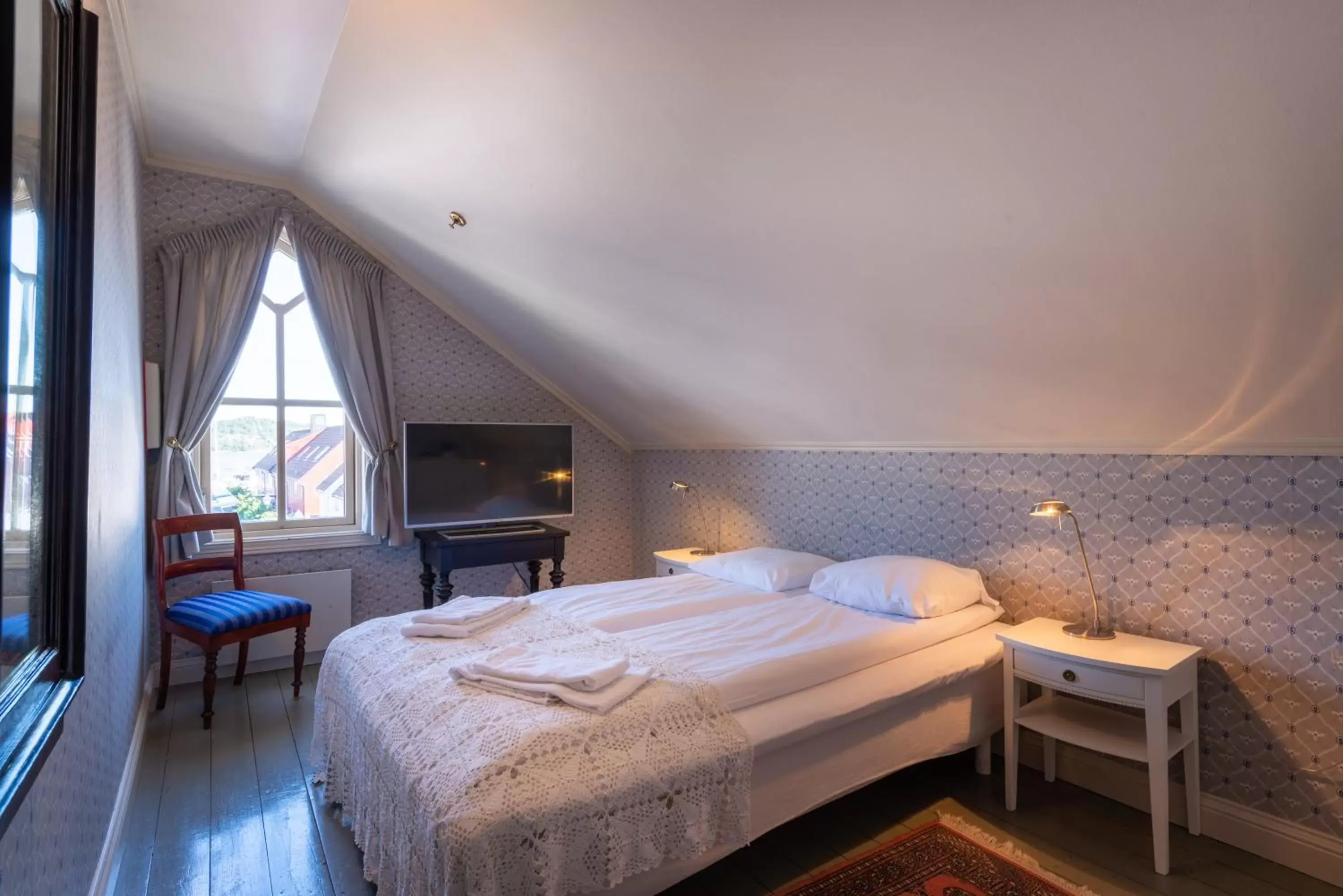 Bed in Lillesand Hotel Norge Bed in Lillesand Hotel Norge