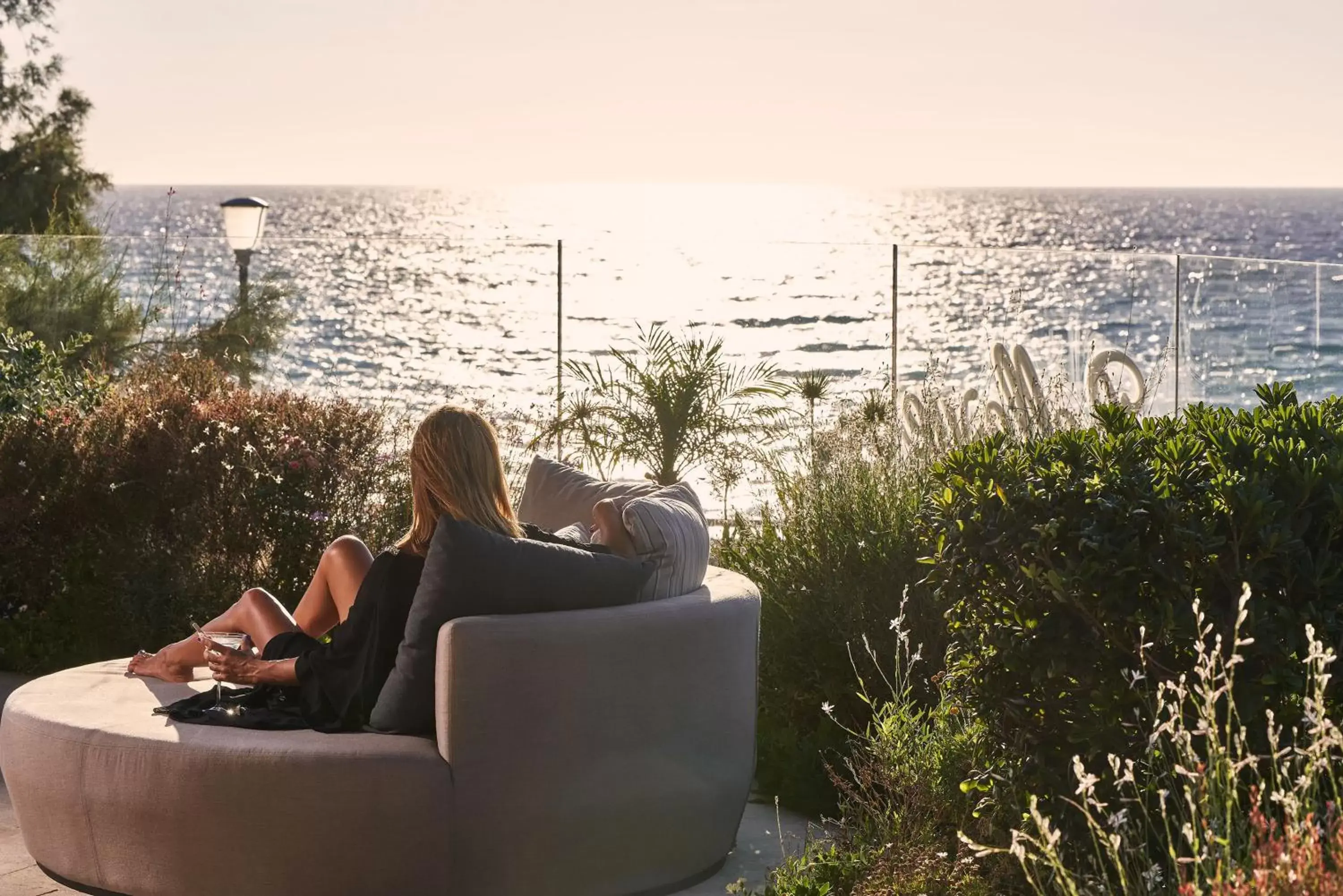 Patio in Bellevue On The Beach Suites