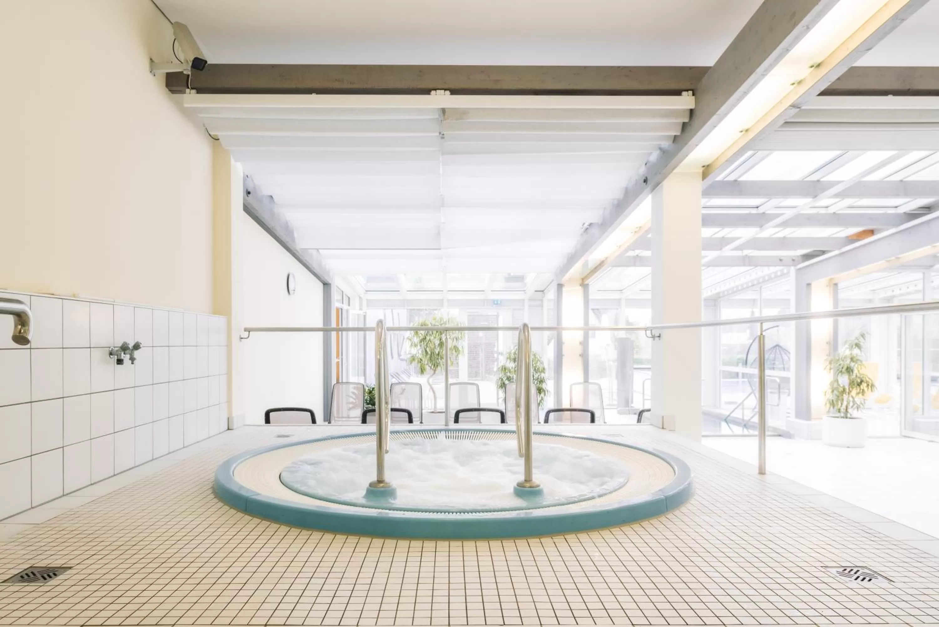 Hot Spring Bath in feelMOOR - Gesundresort Bad Wurzach