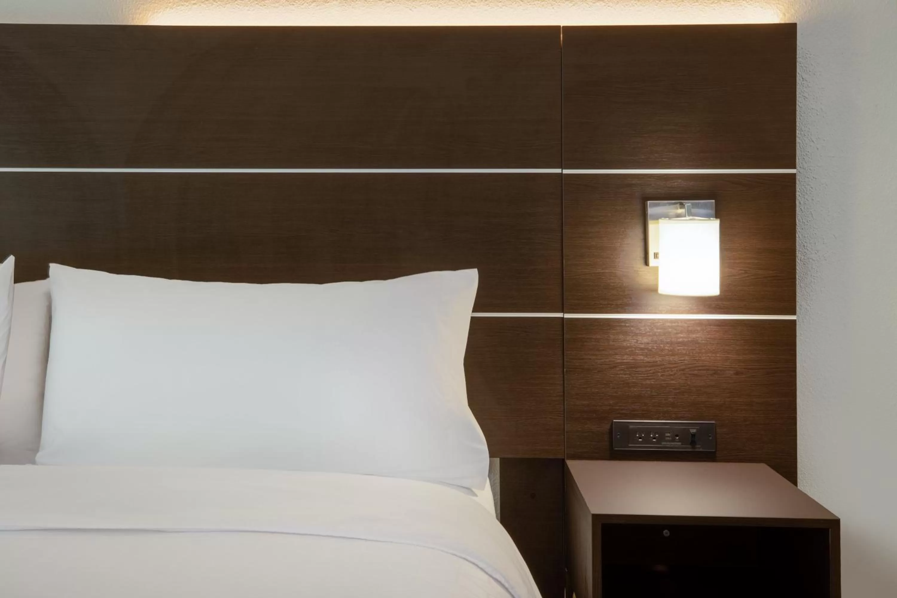 Photo of the whole room, Bed in Holiday Inn Express & Suites Rockport - Bay View by IHG