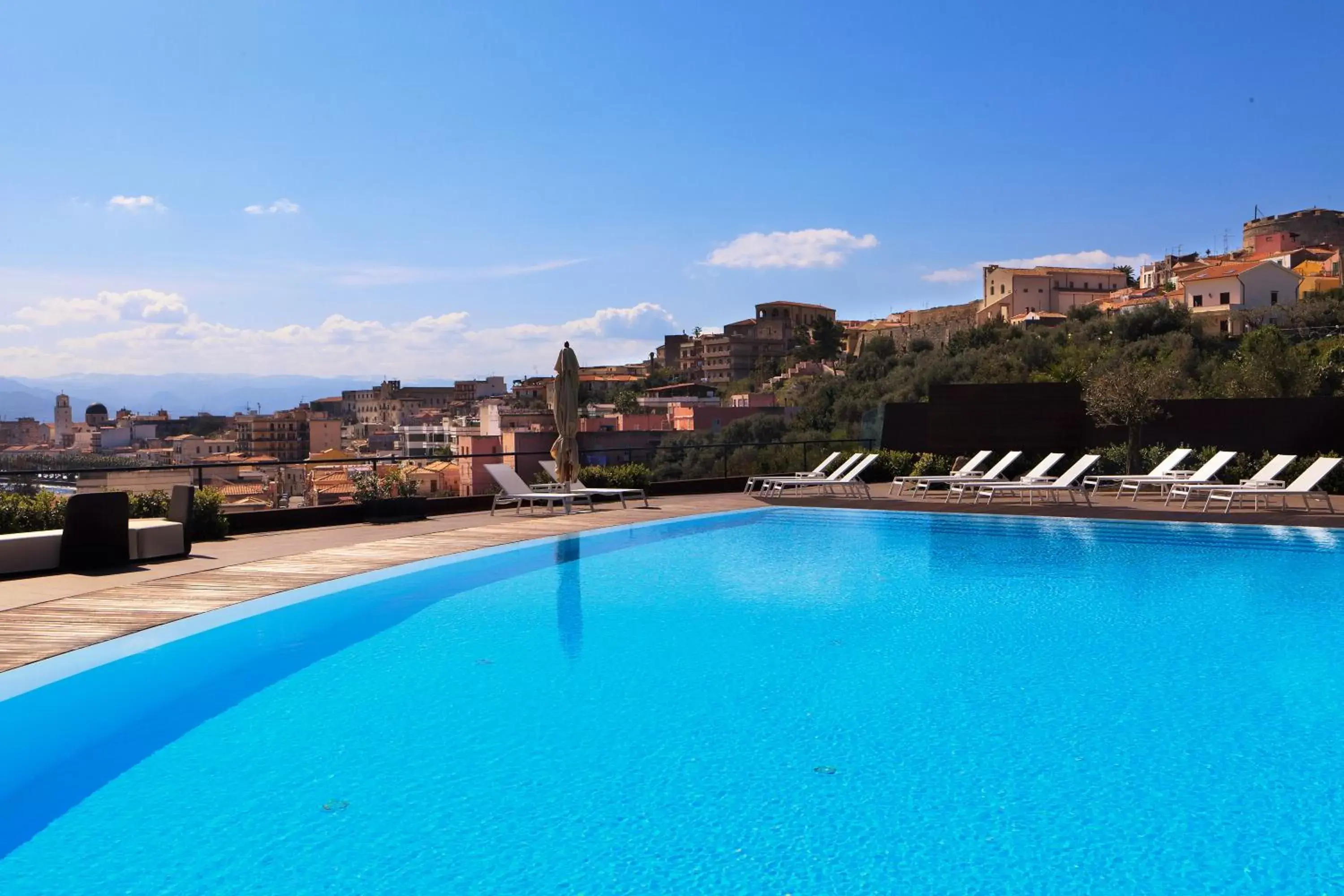 Swimming Pool in Eolian Milazzo Hotel