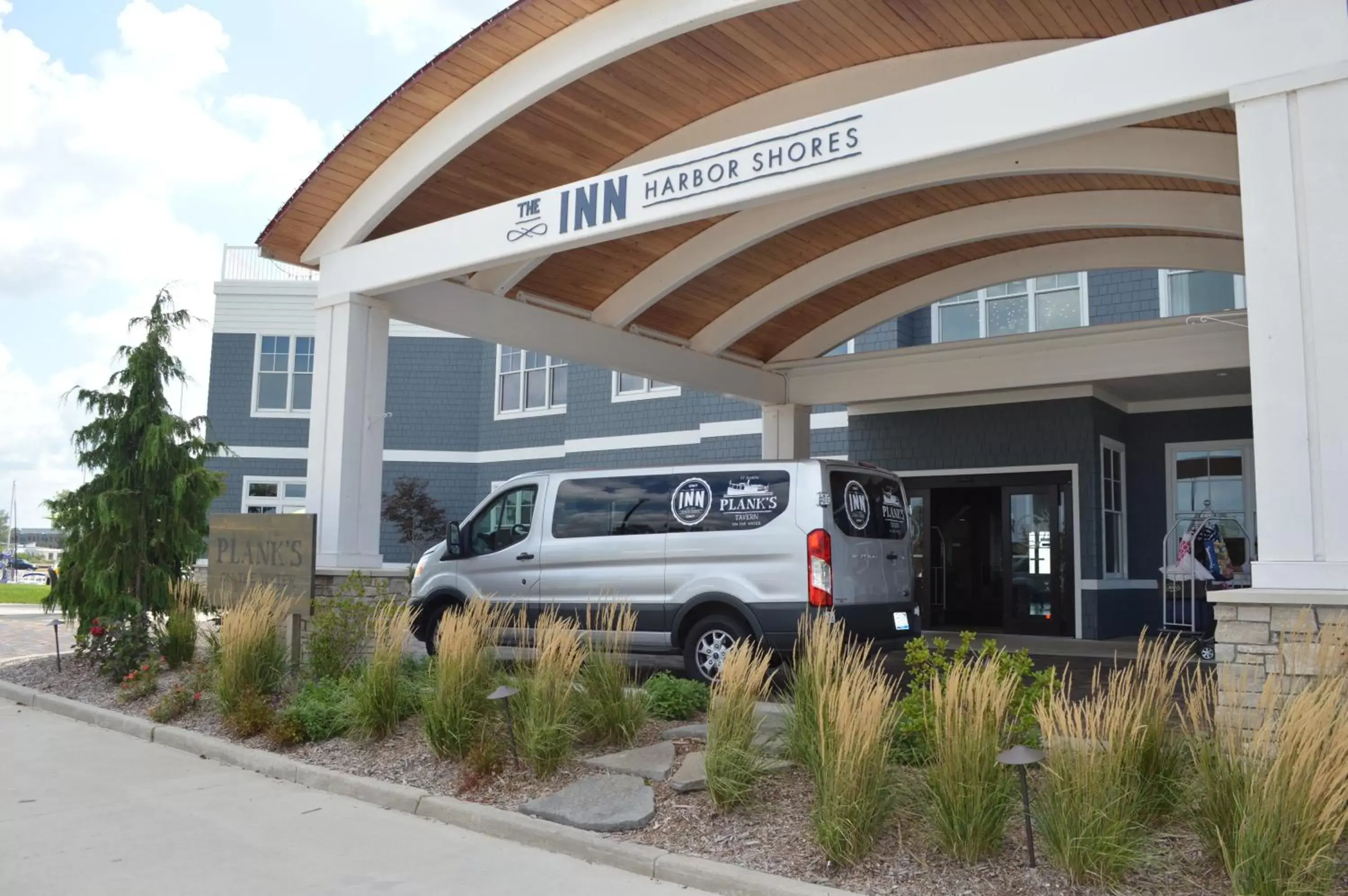 Facade/entrance, Property Building in The Inn at Harbor Shores