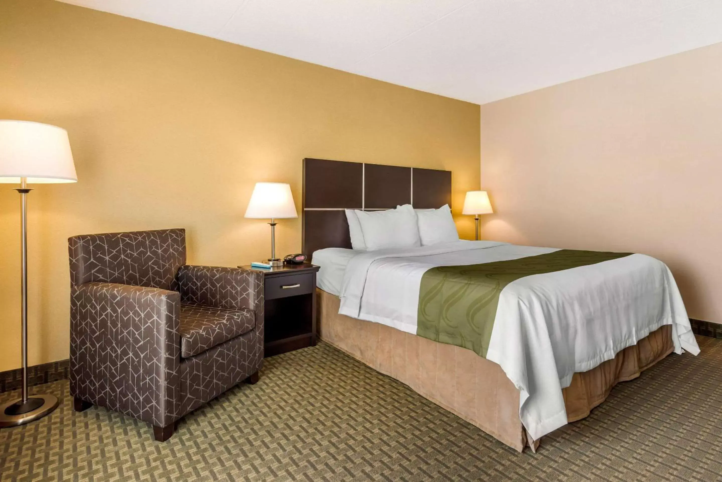 Photo of the whole room, Bed in Quality Inn & Suites