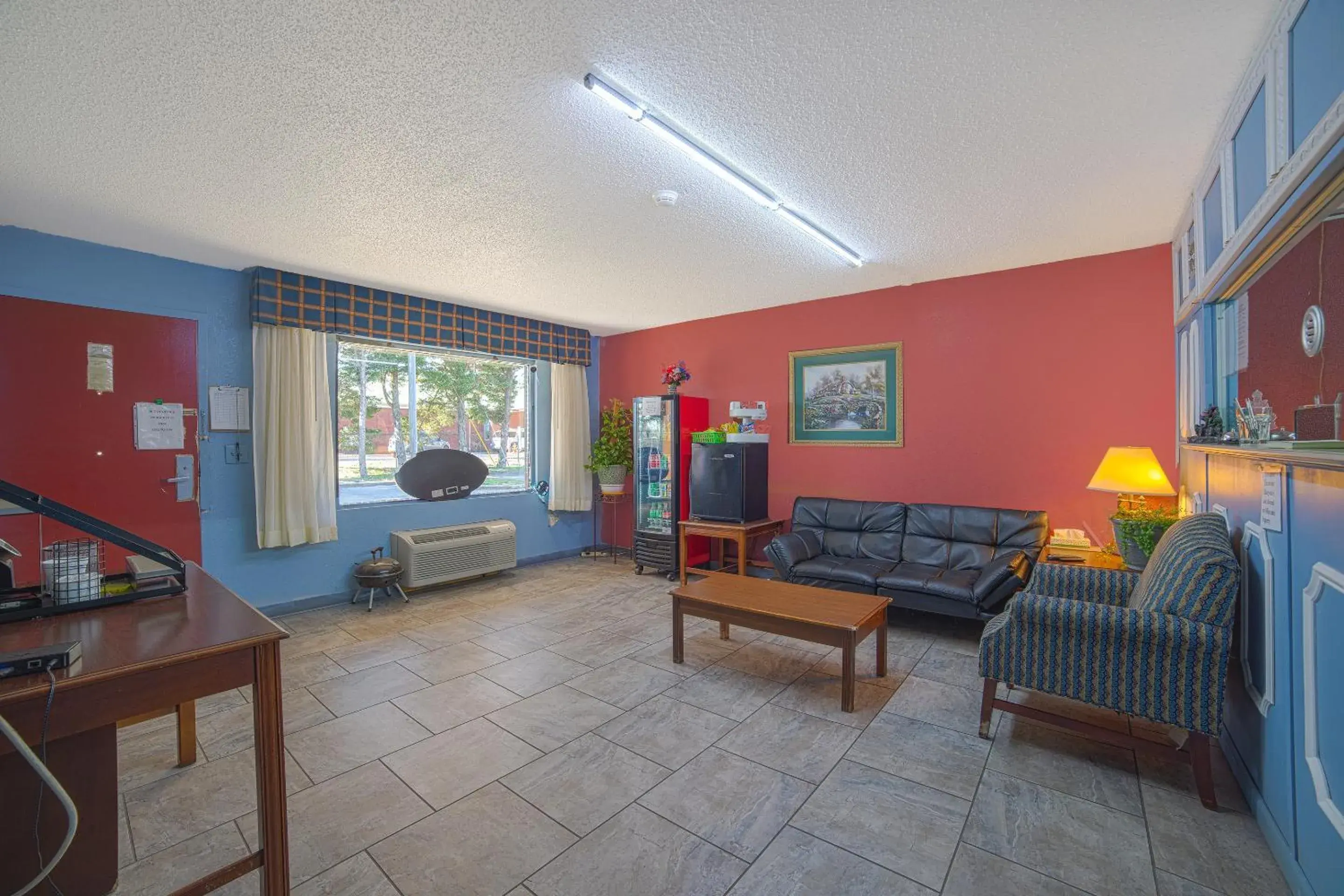 Lobby or reception, Seating Area in Mayfair Inn by OYO Williamston Hwy 64