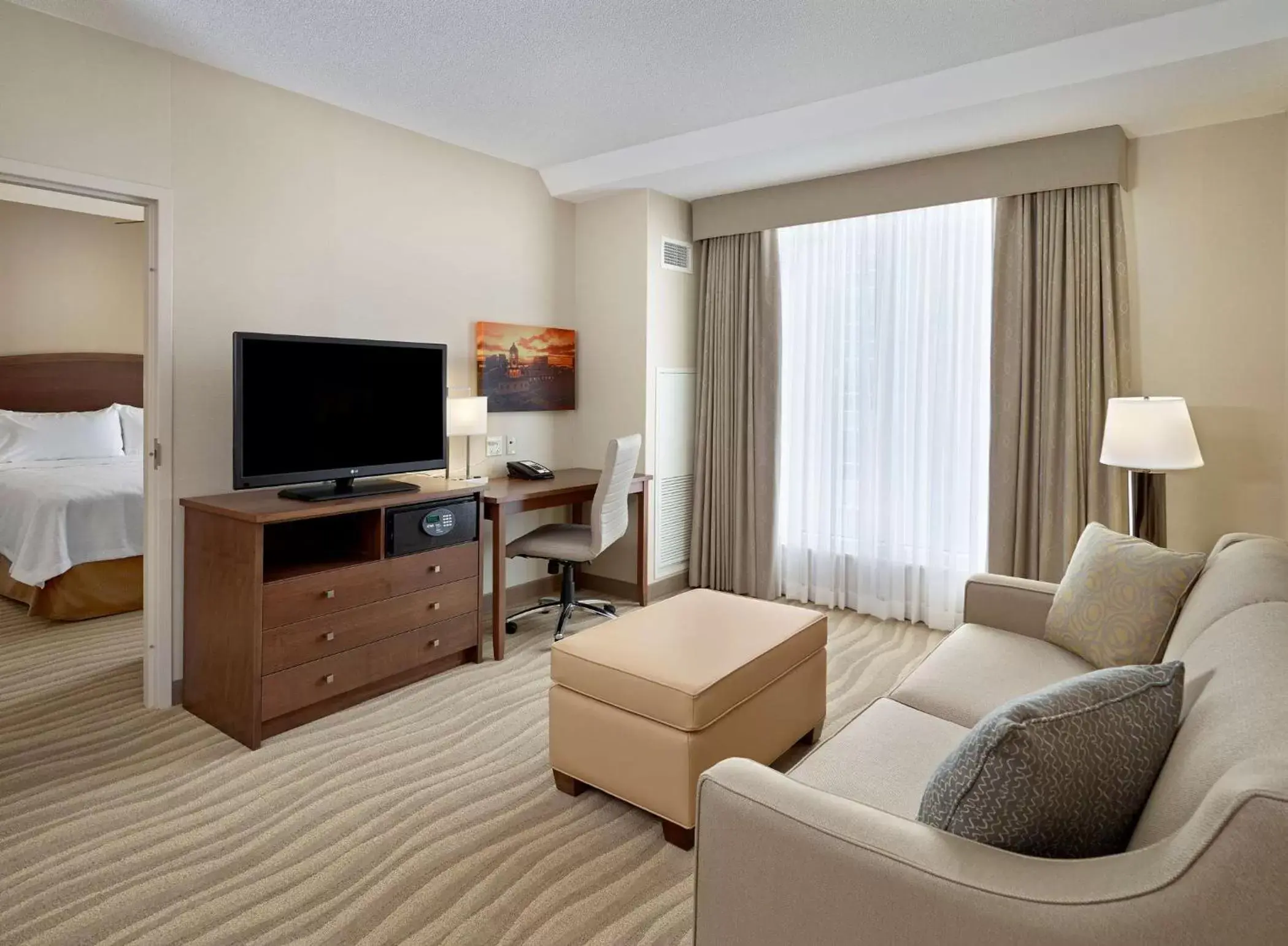 Bedroom, TV/Entertainment Center in Homewood Suites by Hilton Halifax - Downtown