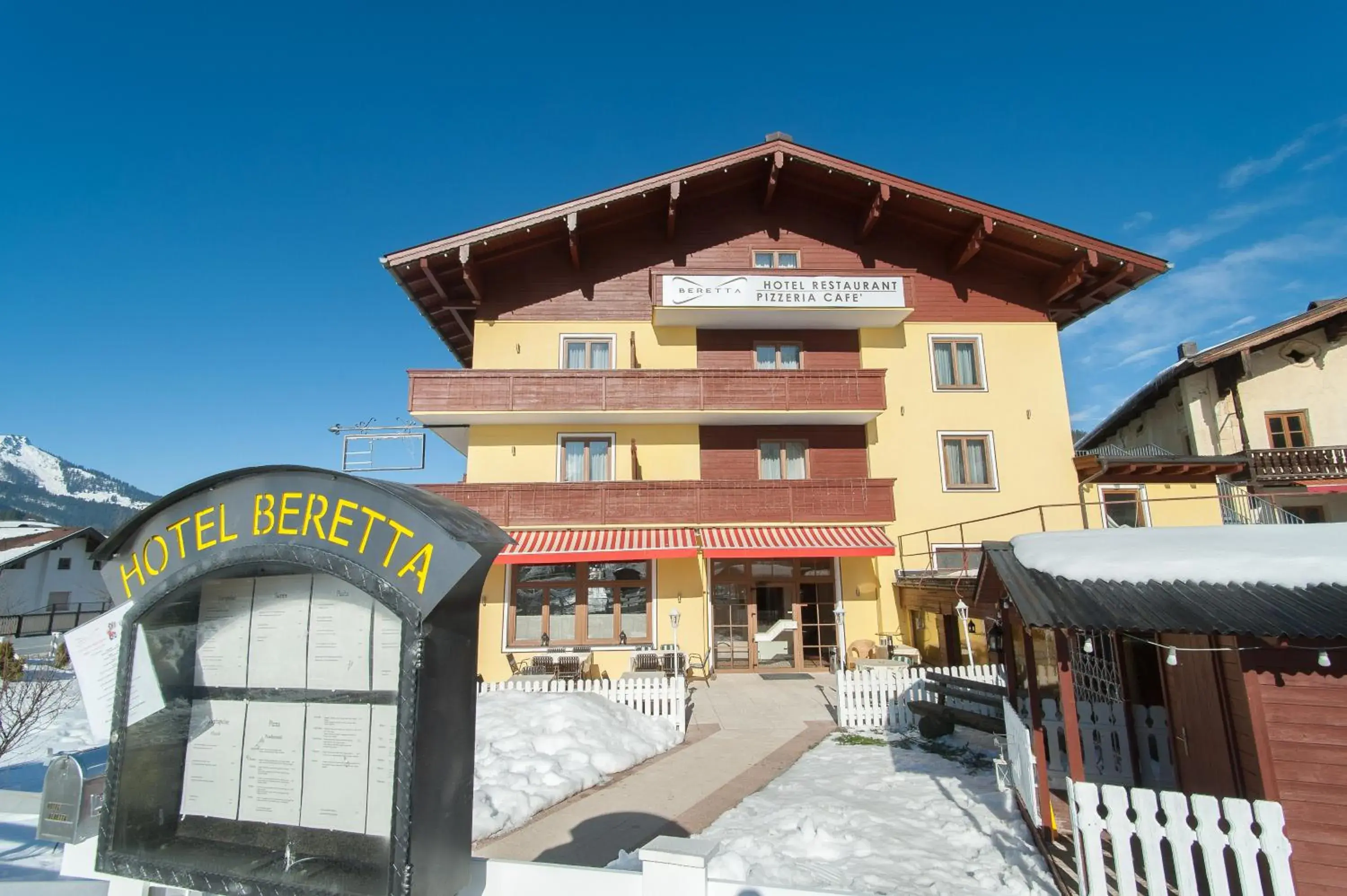 Facade/entrance, Property Building in Hotel Beretta