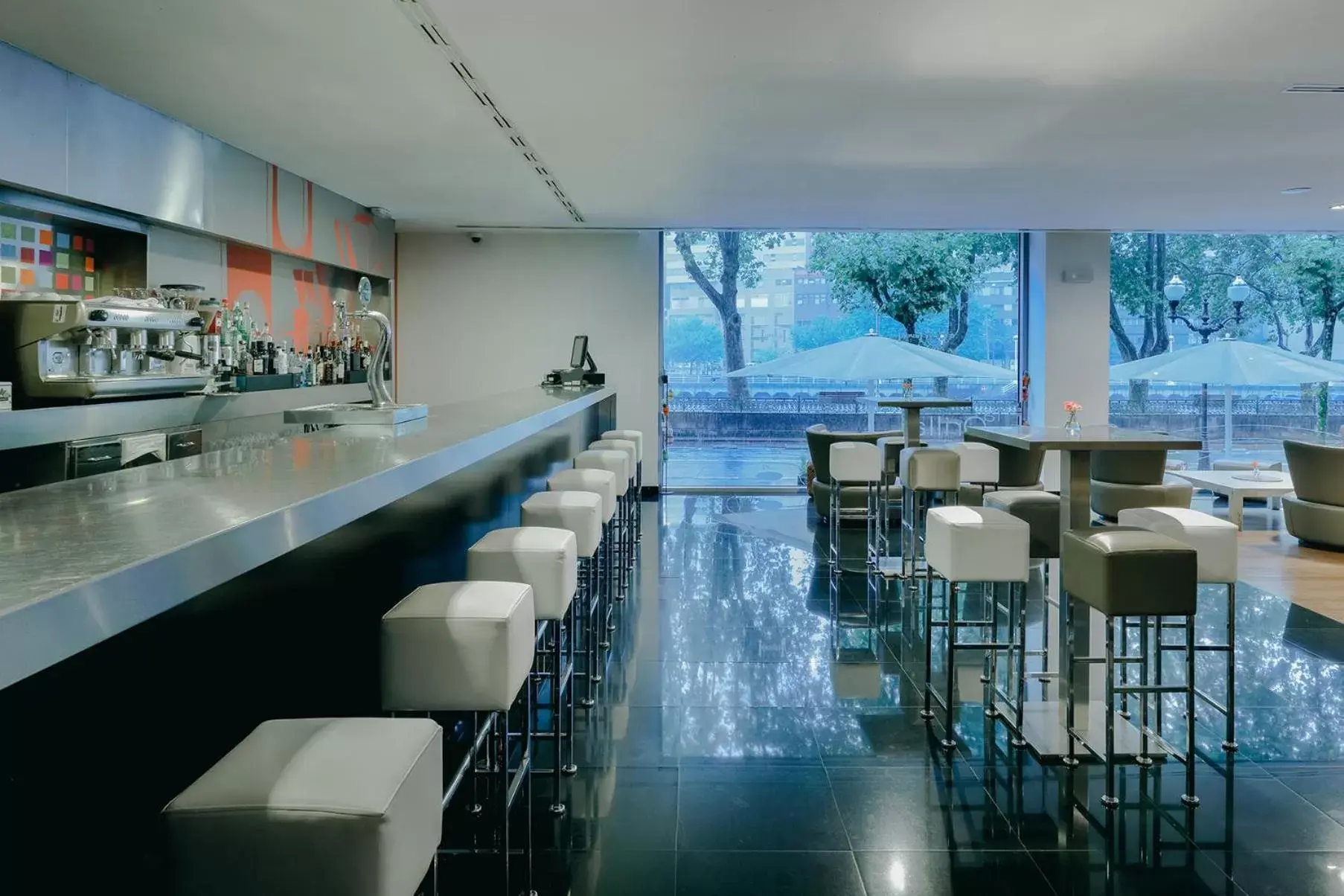 Lounge or bar in Hesperia Bilbao Lounge or bar in Hesperia Bilbao