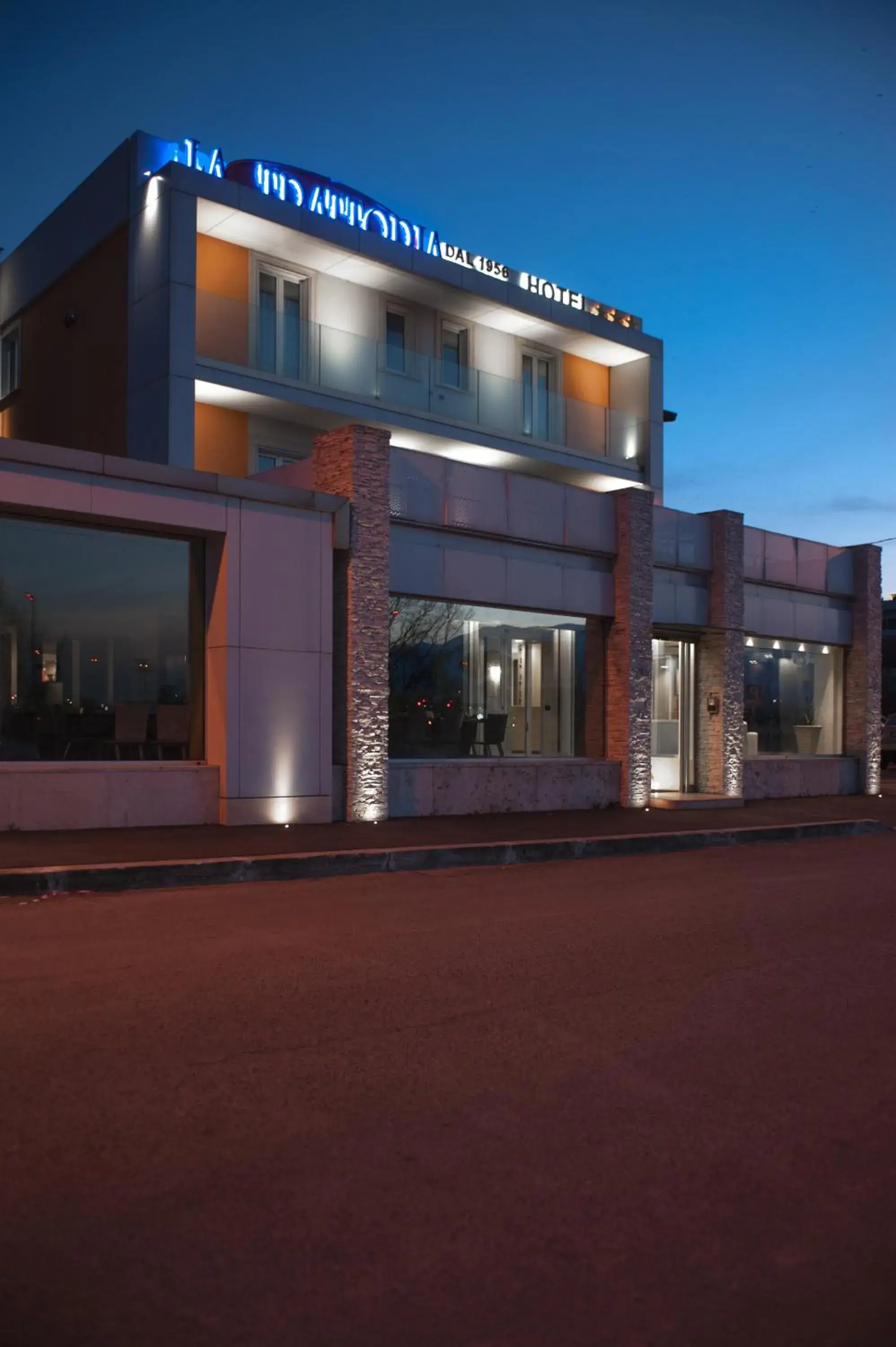 Facade/entrance, Property Building in Hotel Testani Frosinone