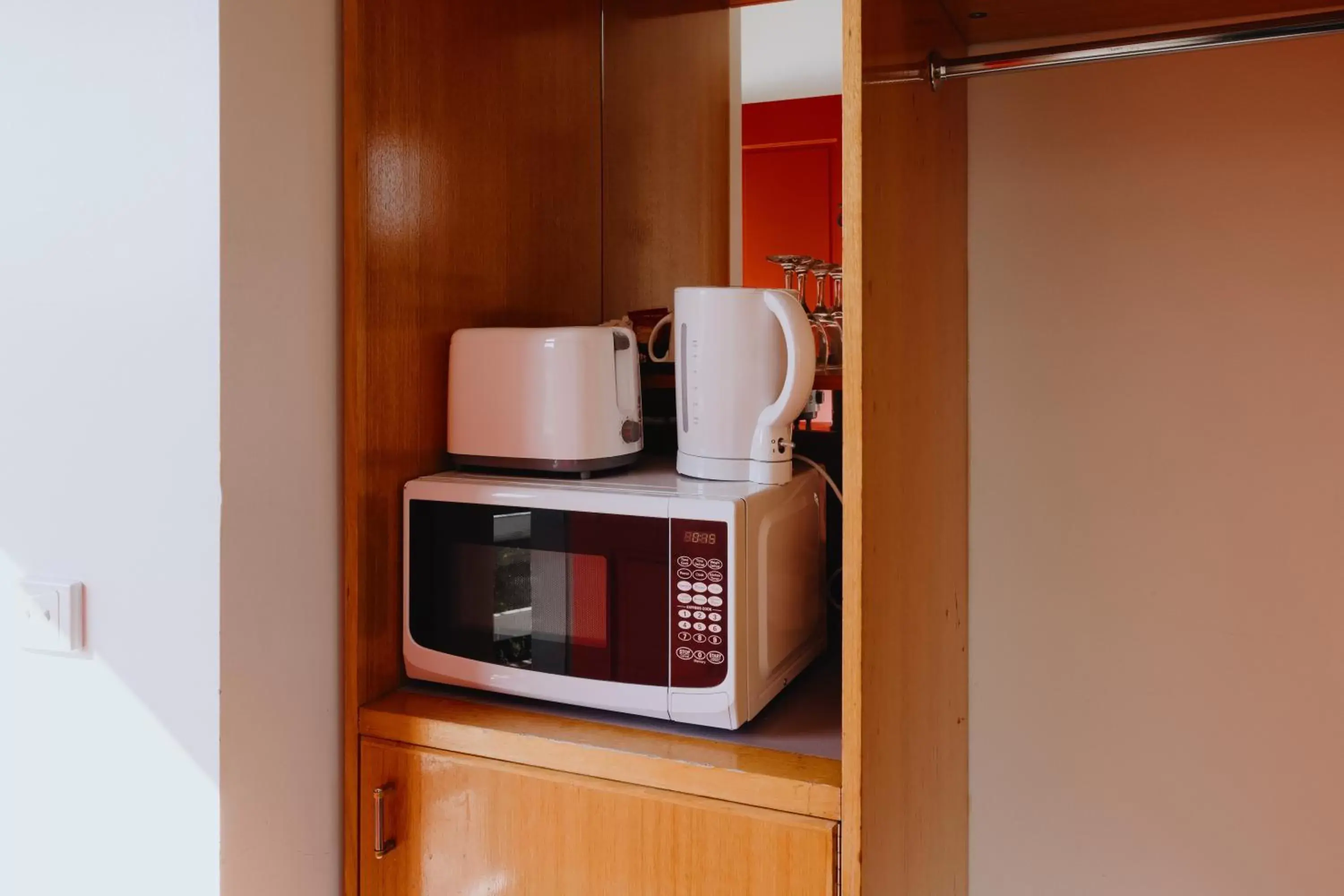 Kitchen/Kitchenette in Comfort Inn Traralgon