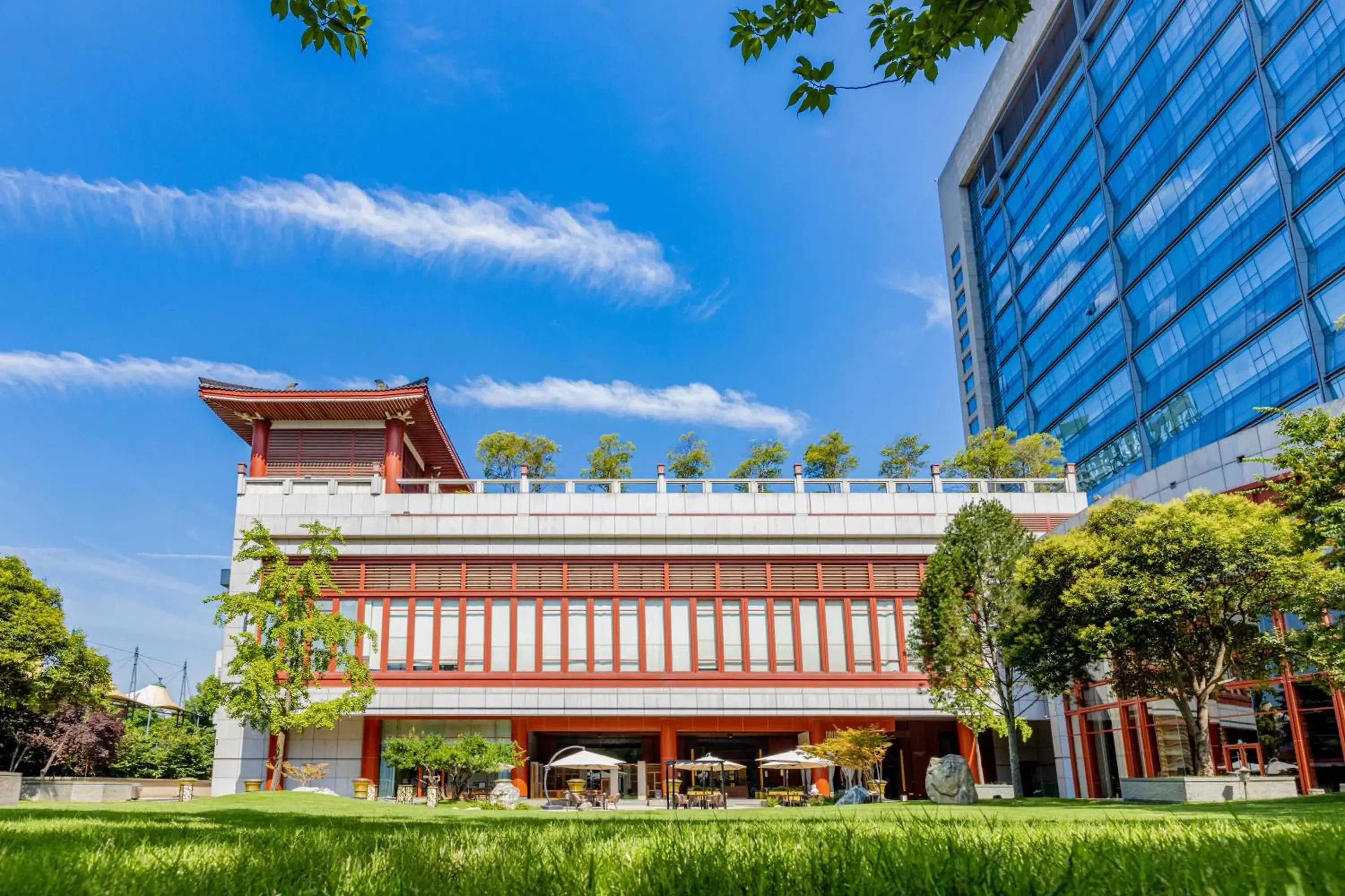Garden, Property Building in Shangri-La Hotel Xi'an