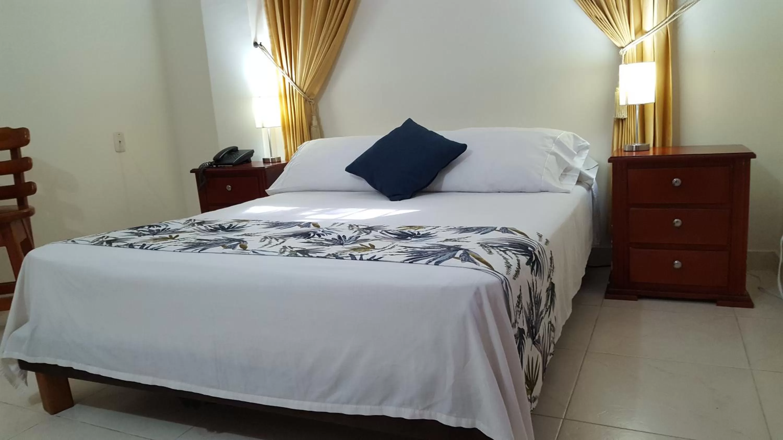 Bed in Hotel San Miguel Imperial