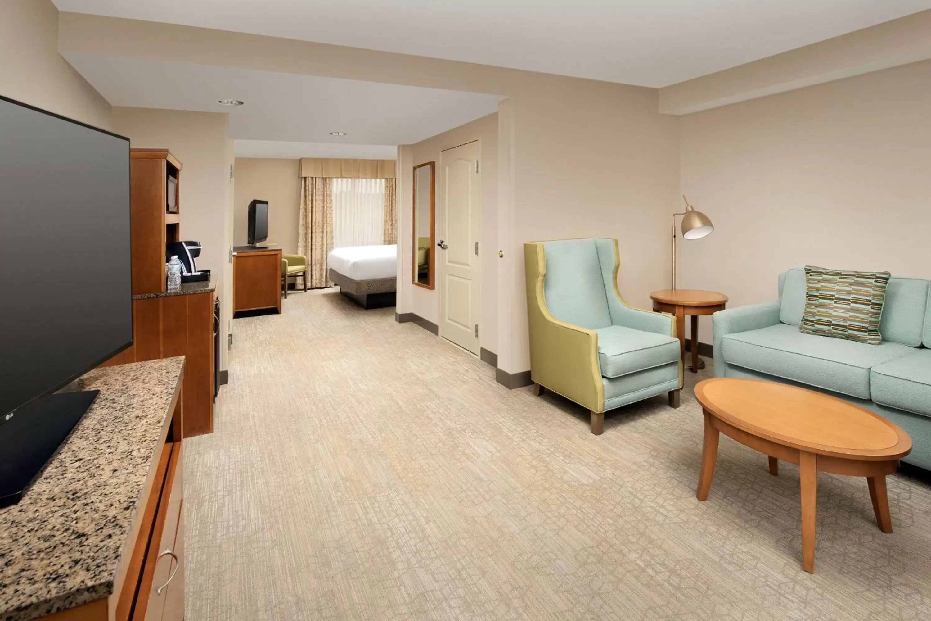 Bedroom, Seating Area in Hilton Garden Inn Atlanta West/Lithia Springs