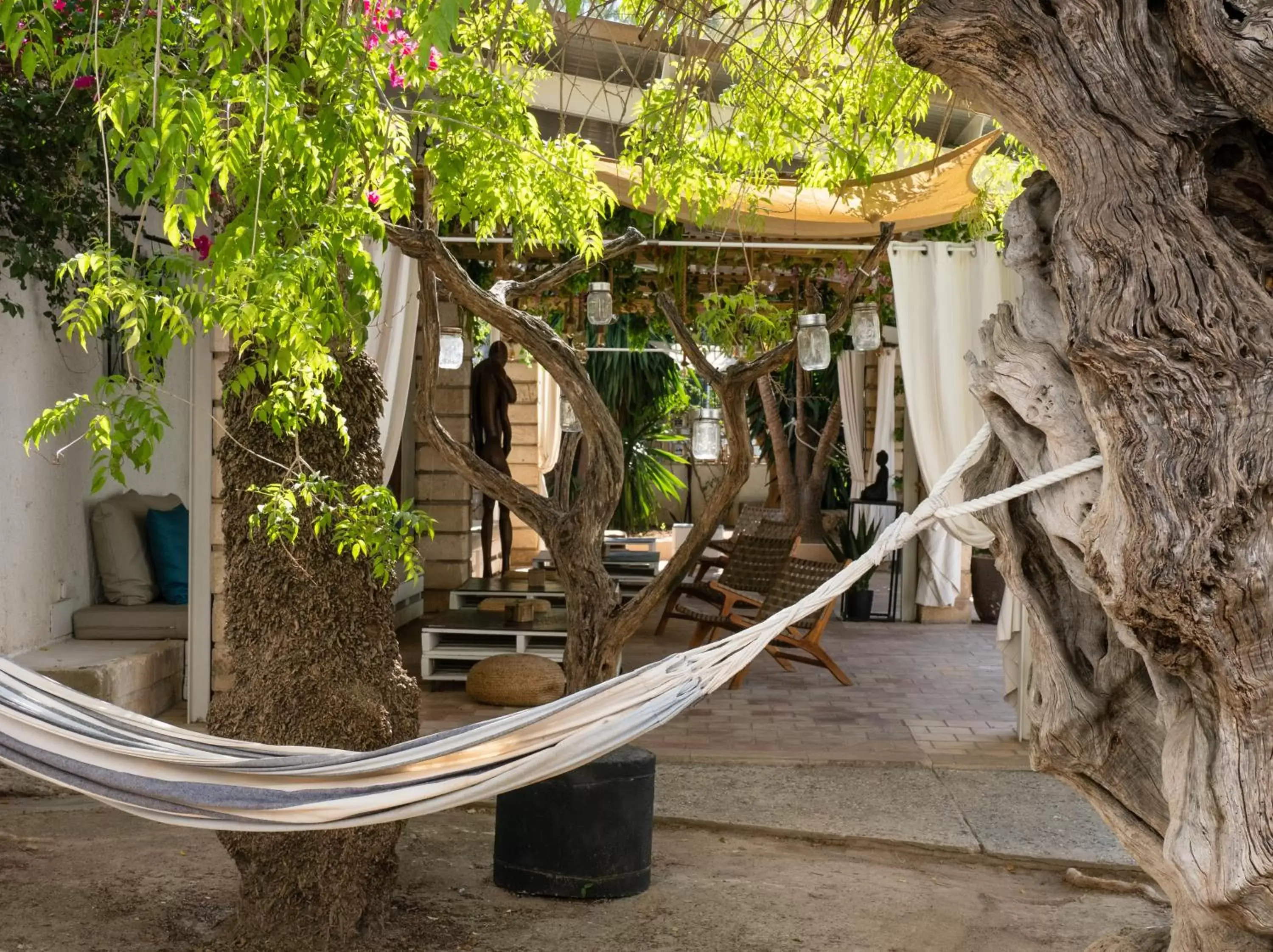 Patio in Bahía de Alcudia Hotel & Spa