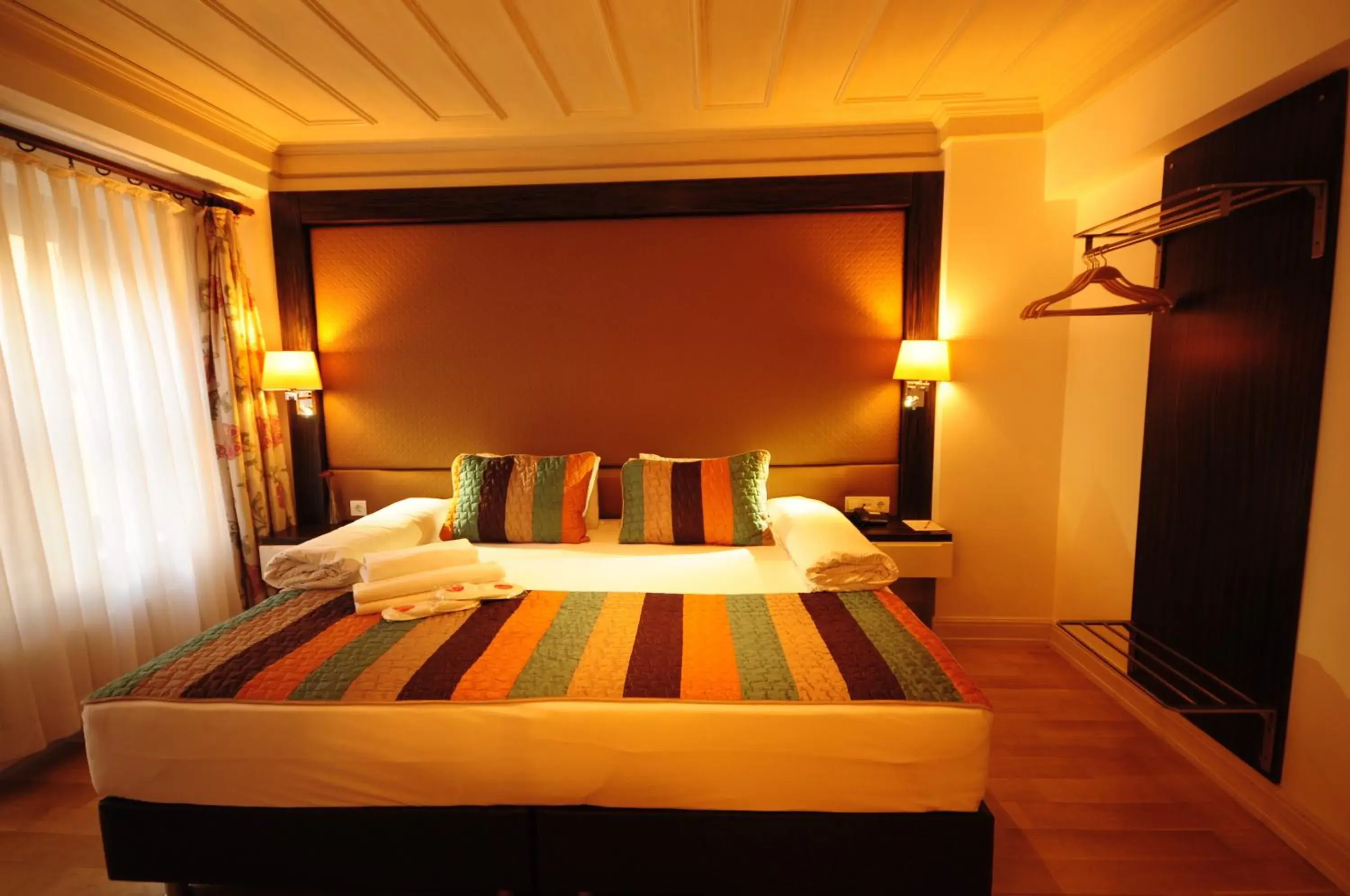 Bedroom, Bed in Ottopera Hotel
