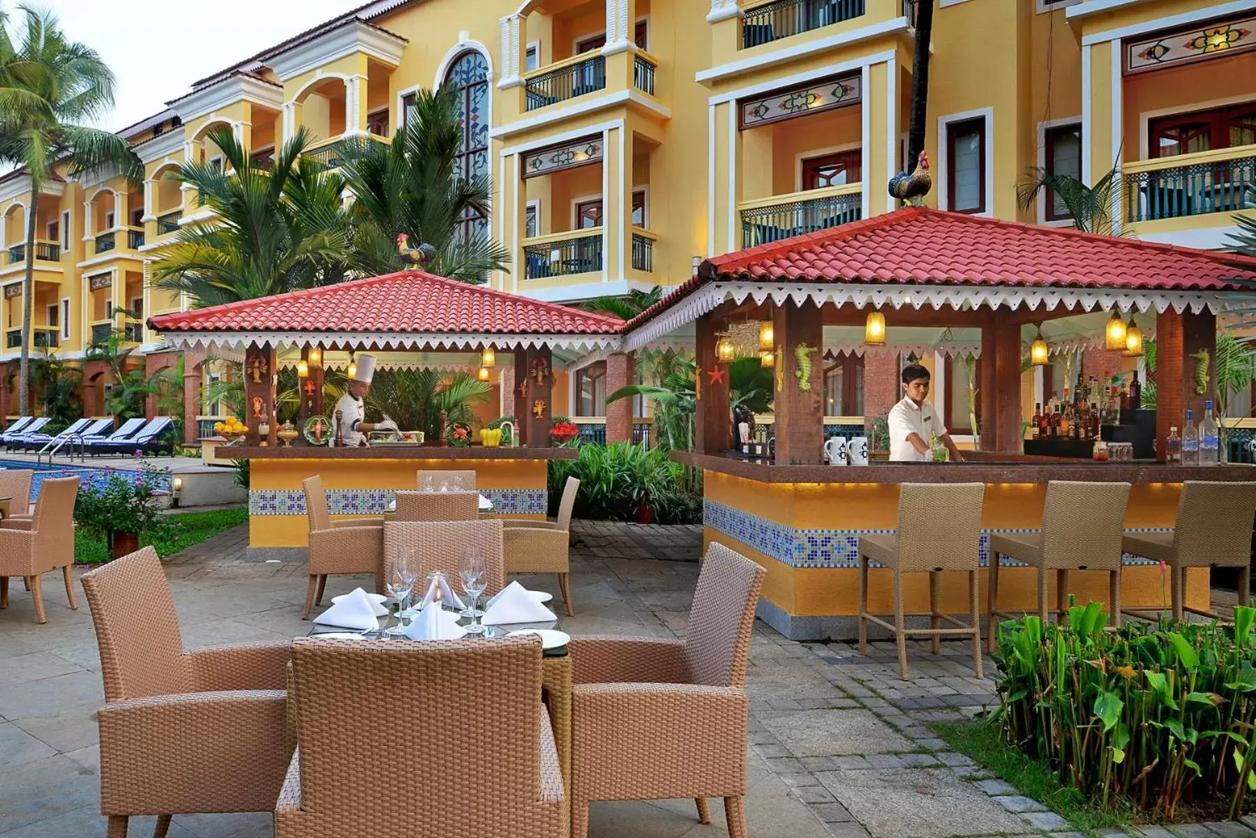 Lounge or bar, Restaurant/Places to Eat in Country Inn & Suites by Radisson, Goa Candolim