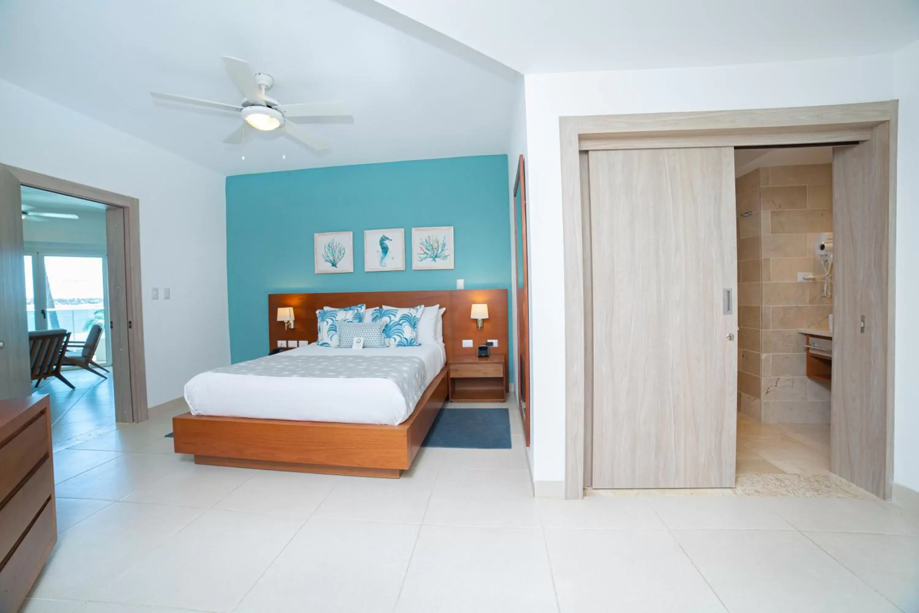 Bed in Presidential Suites Cabarete - Room Only