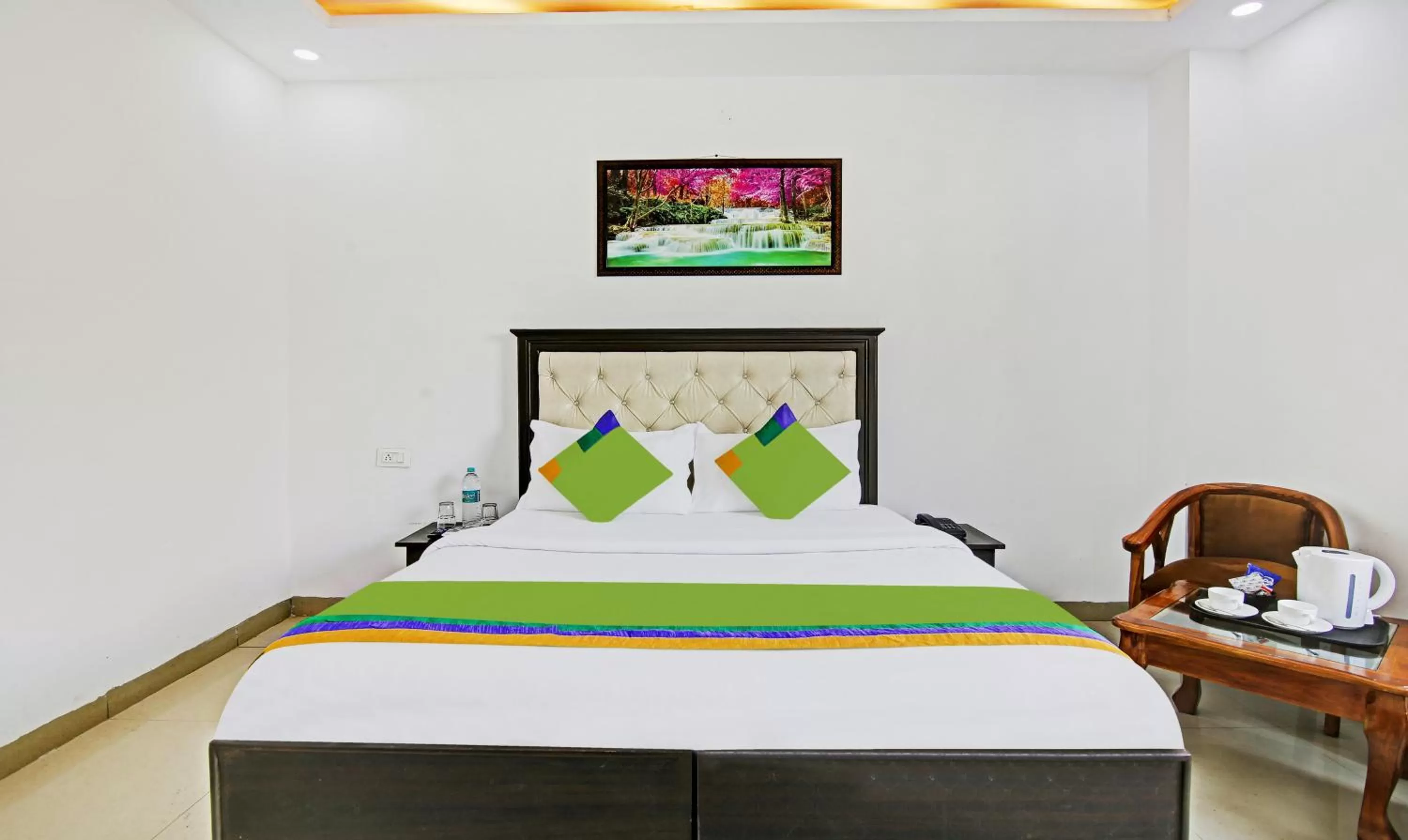 Bedroom, Bed in Treebo Trend Royal Empire