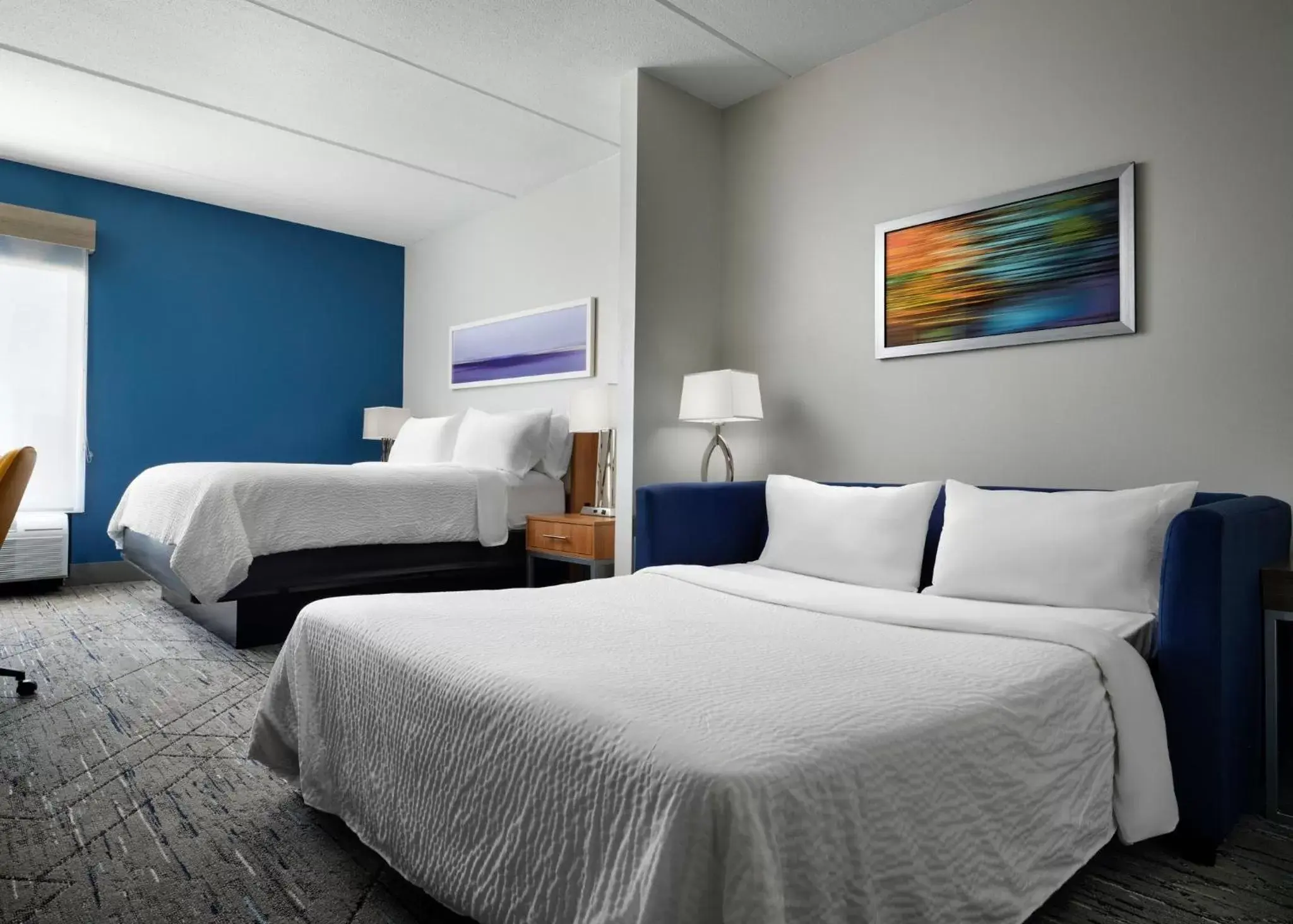 Photo of the whole room, Bed in Holiday Inn Express and Suites New Orleans Airport, an IHG Hotel