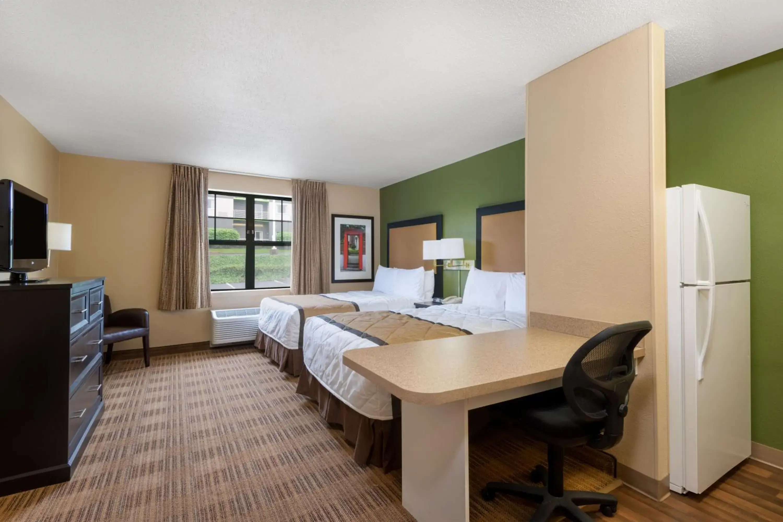 Photo of the whole room in Extended Stay America Suites - Chicago - Woodfield Mall