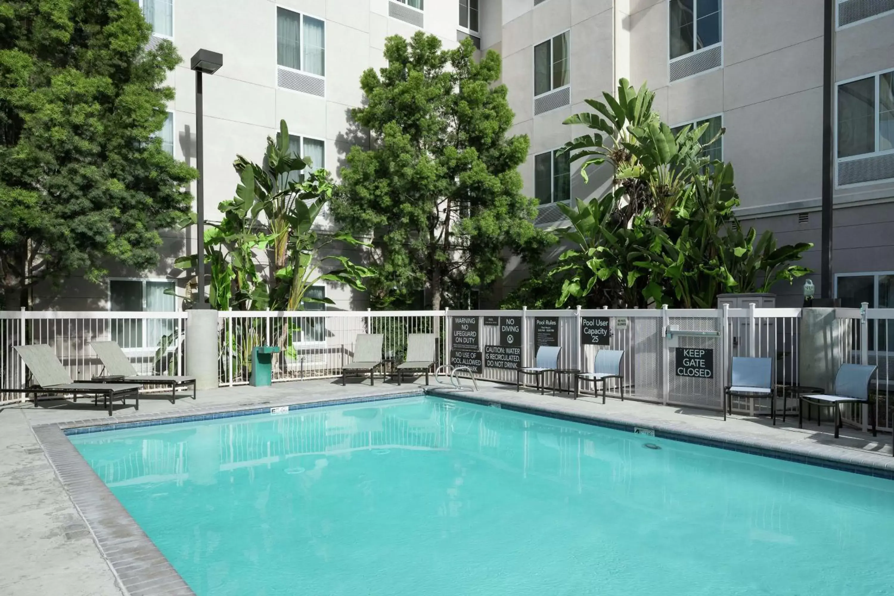 Pool view, Swimming Pool in Homewood Suites by Hilton Fresno Airport/Clovis