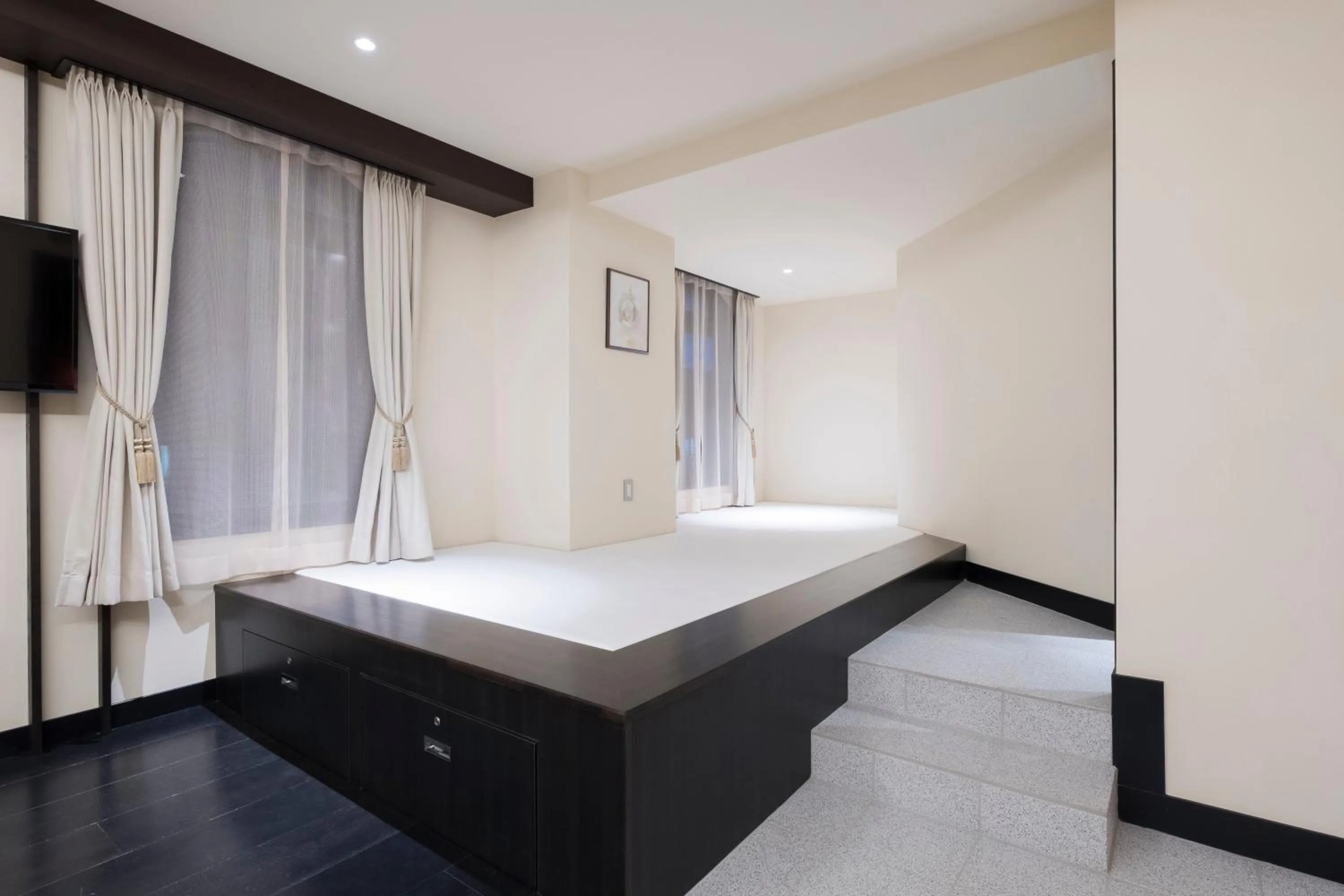 Photo of the whole room, Bed in EN HOTEL Fujisawa