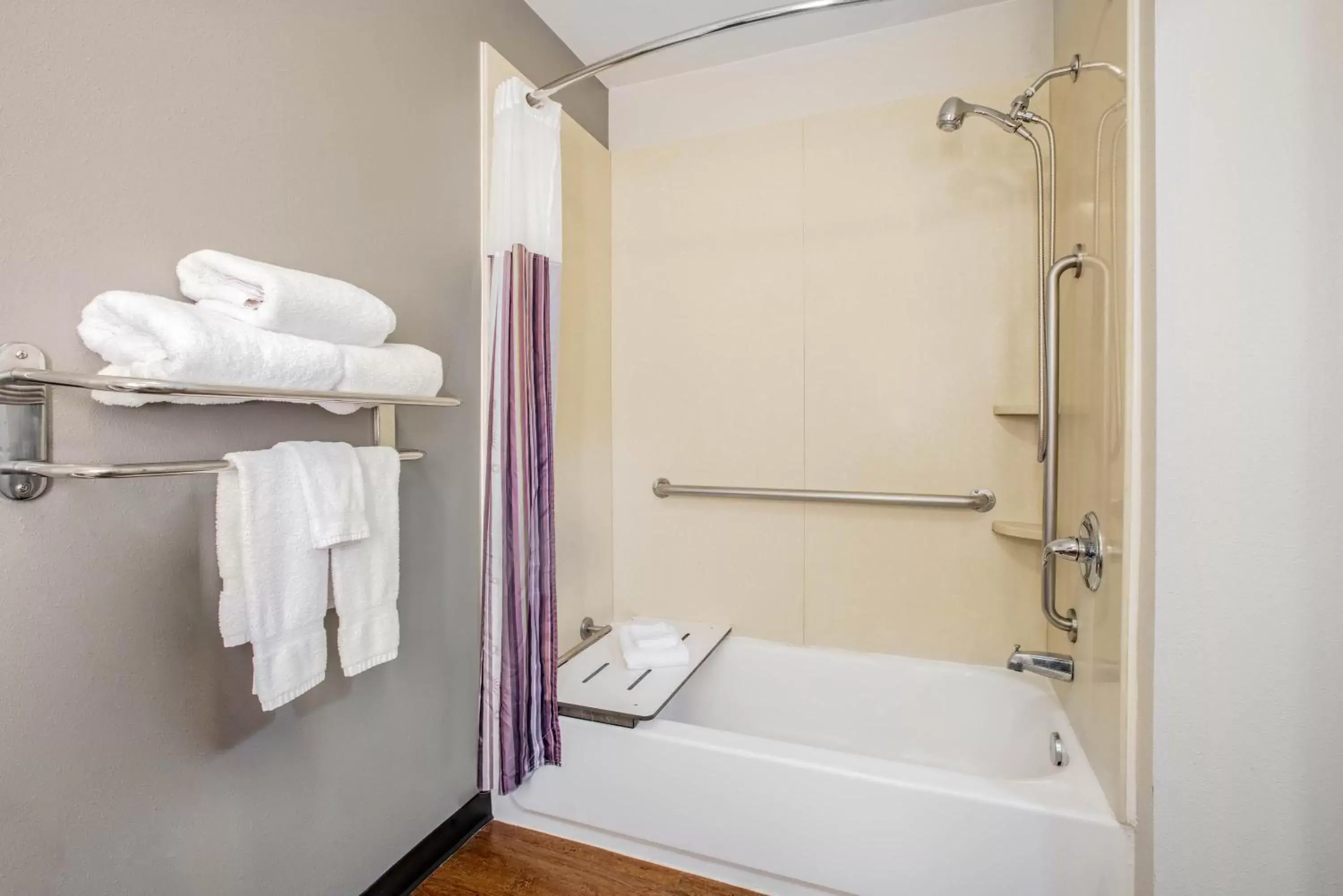 Bath, Bathroom in La Quinta by Wyndham McKinney