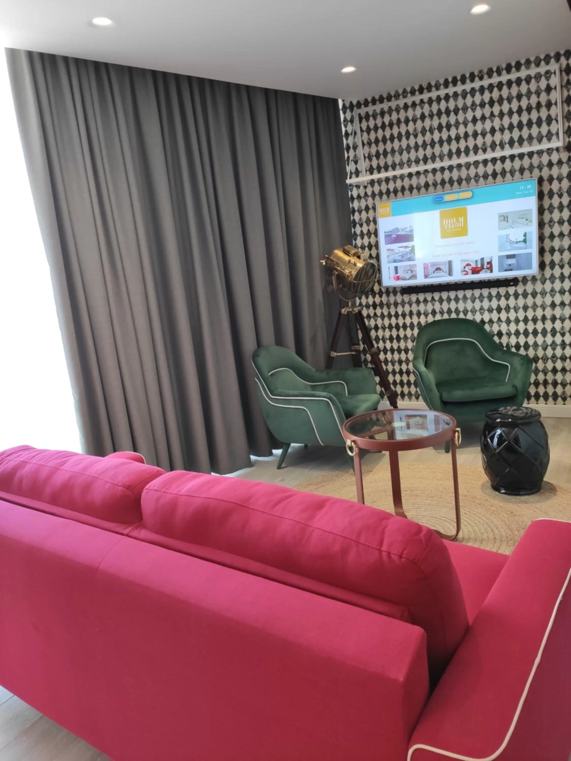 HOLM Boutique & SPA - IK Collection