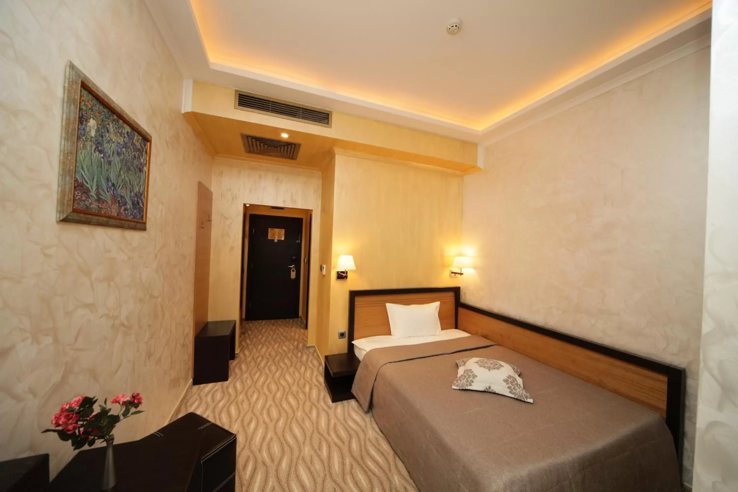 Property building, Bed in Efbet Hotel