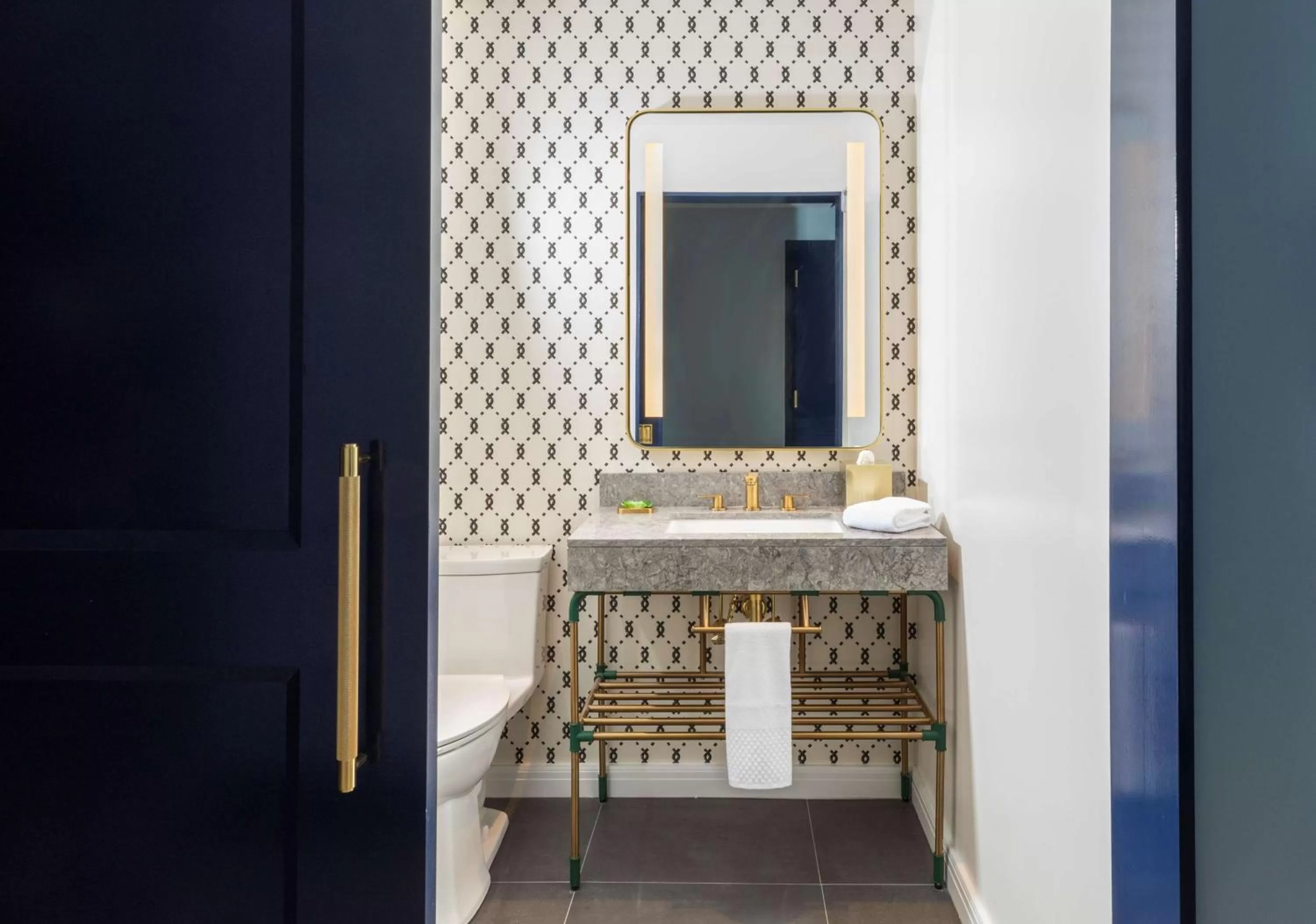 Bathroom in Canopy By Hilton Philadelphia Center City