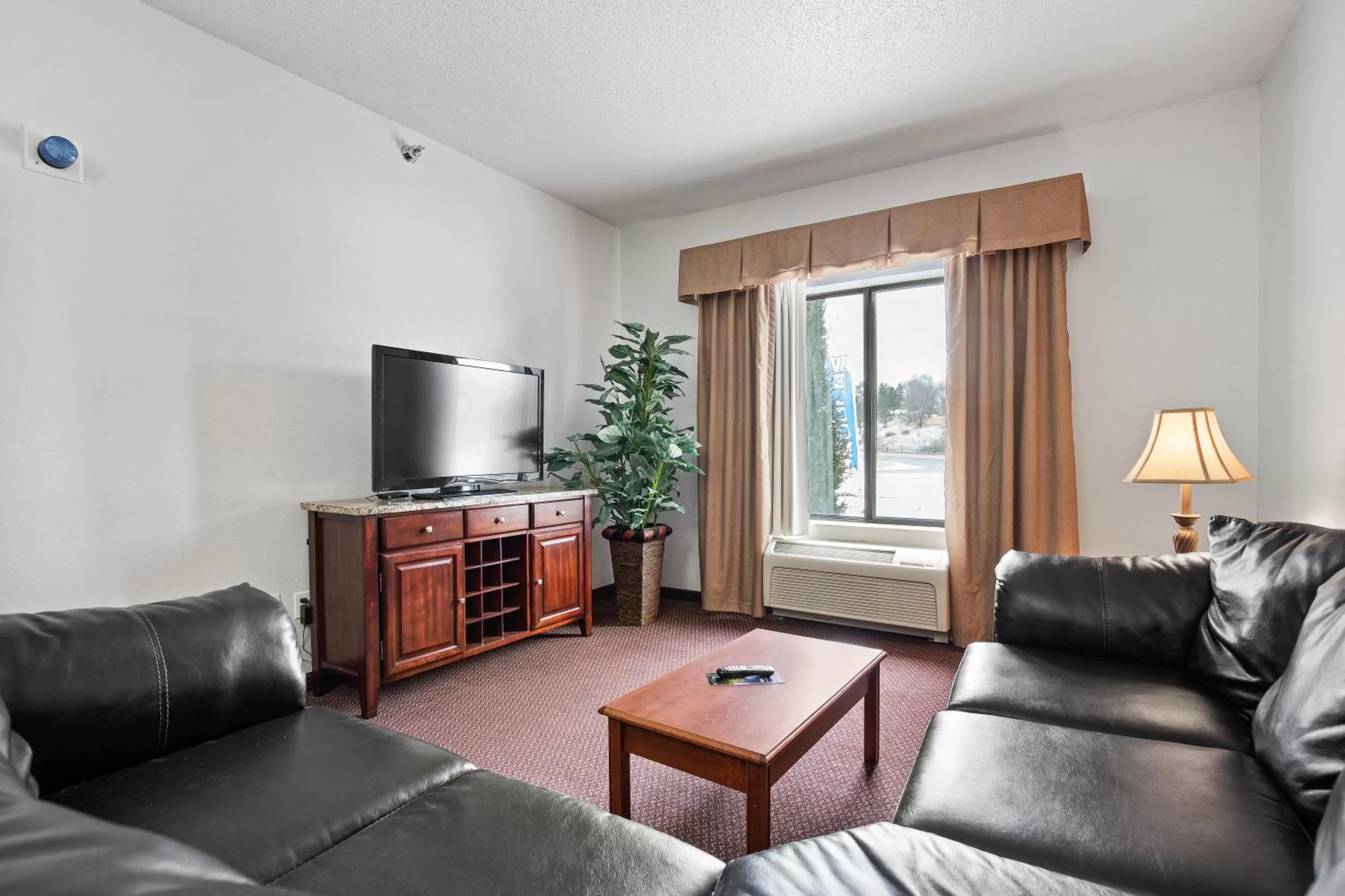 Stay USA Hotel and Suites