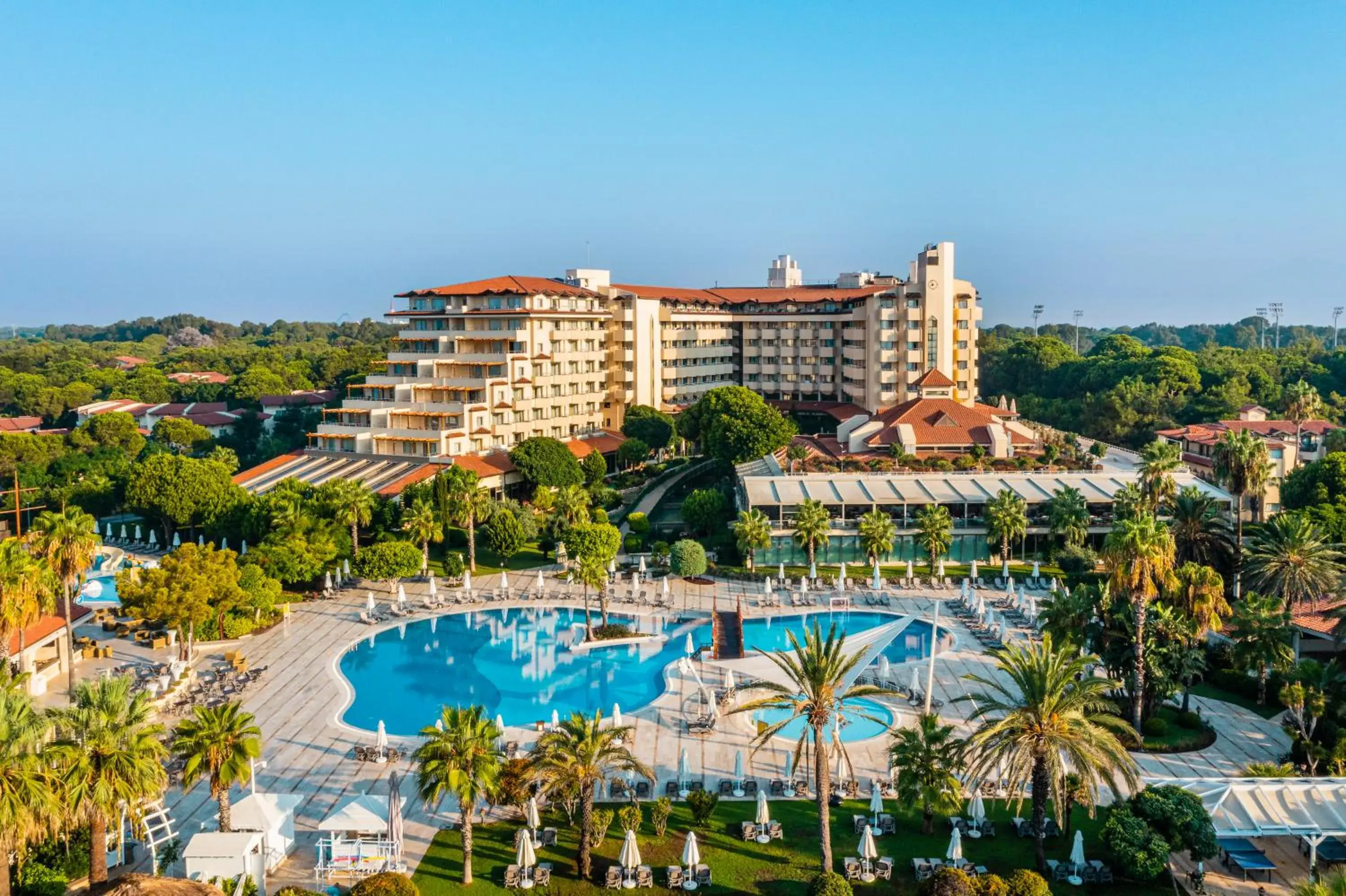 Property building, Pool View in Bellis Deluxe Hotel