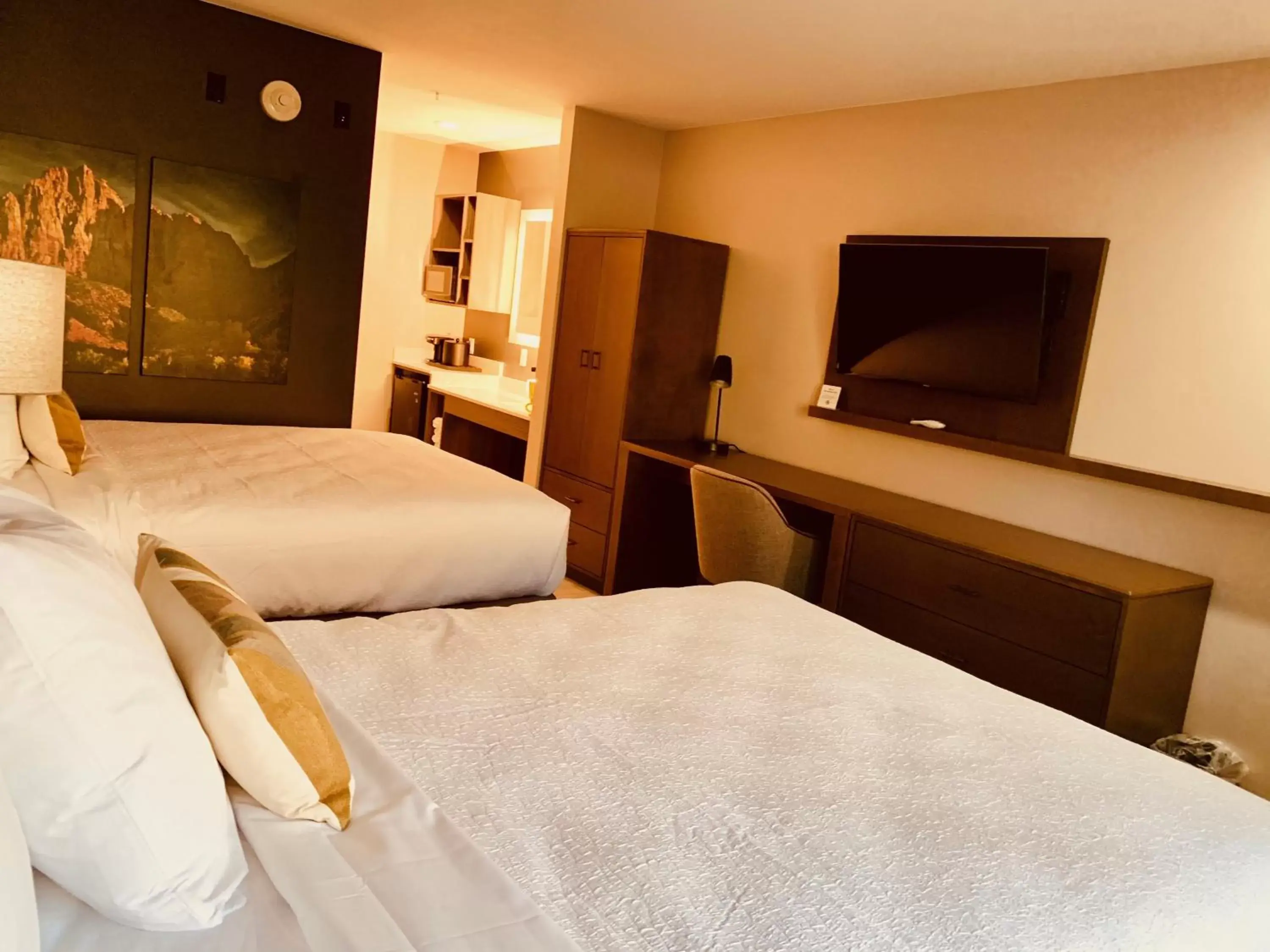 Bed in Zion Canyon Lodge Bed in Zion Canyon Lodge