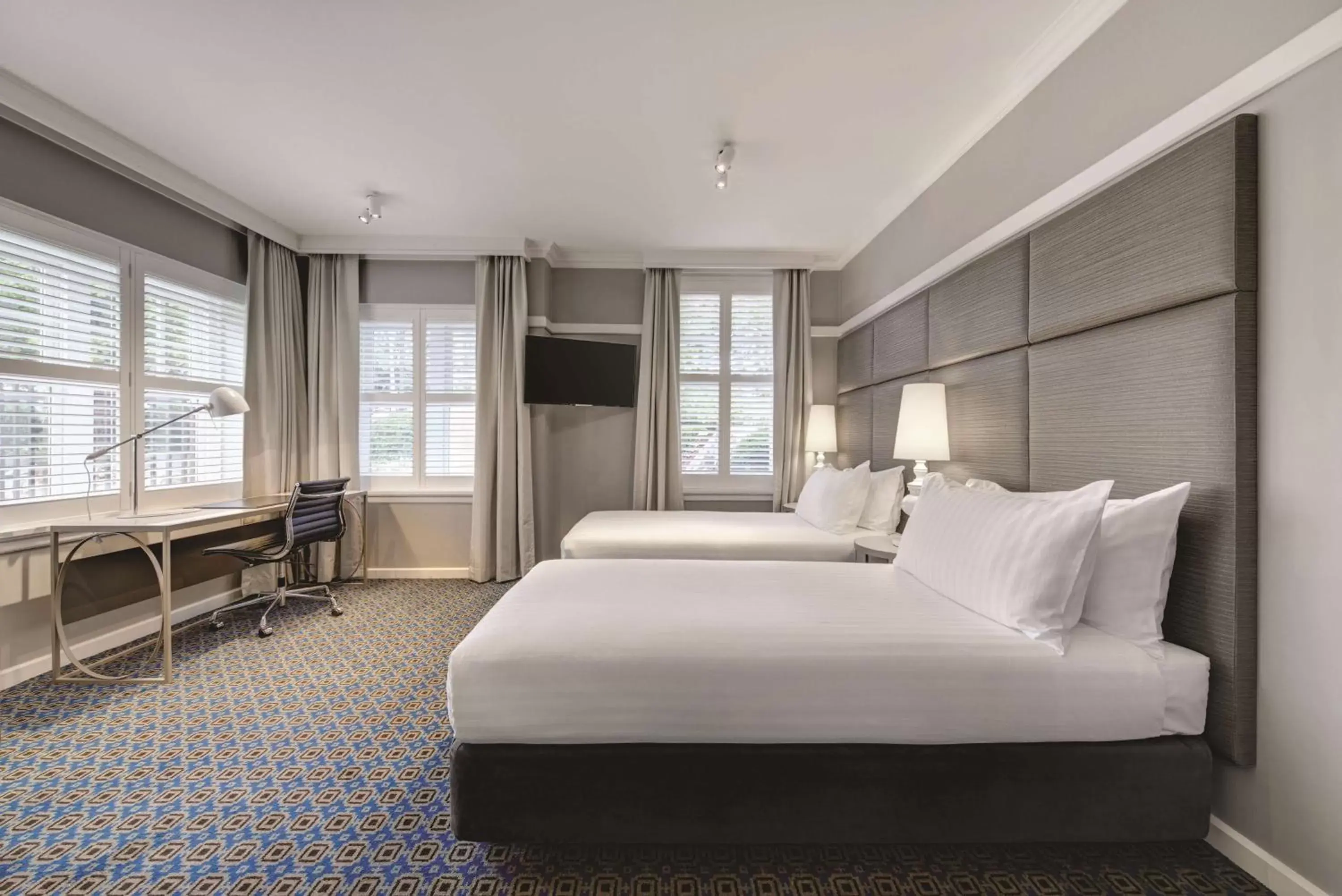 Bedroom in Hotel Kurrajong Canberra