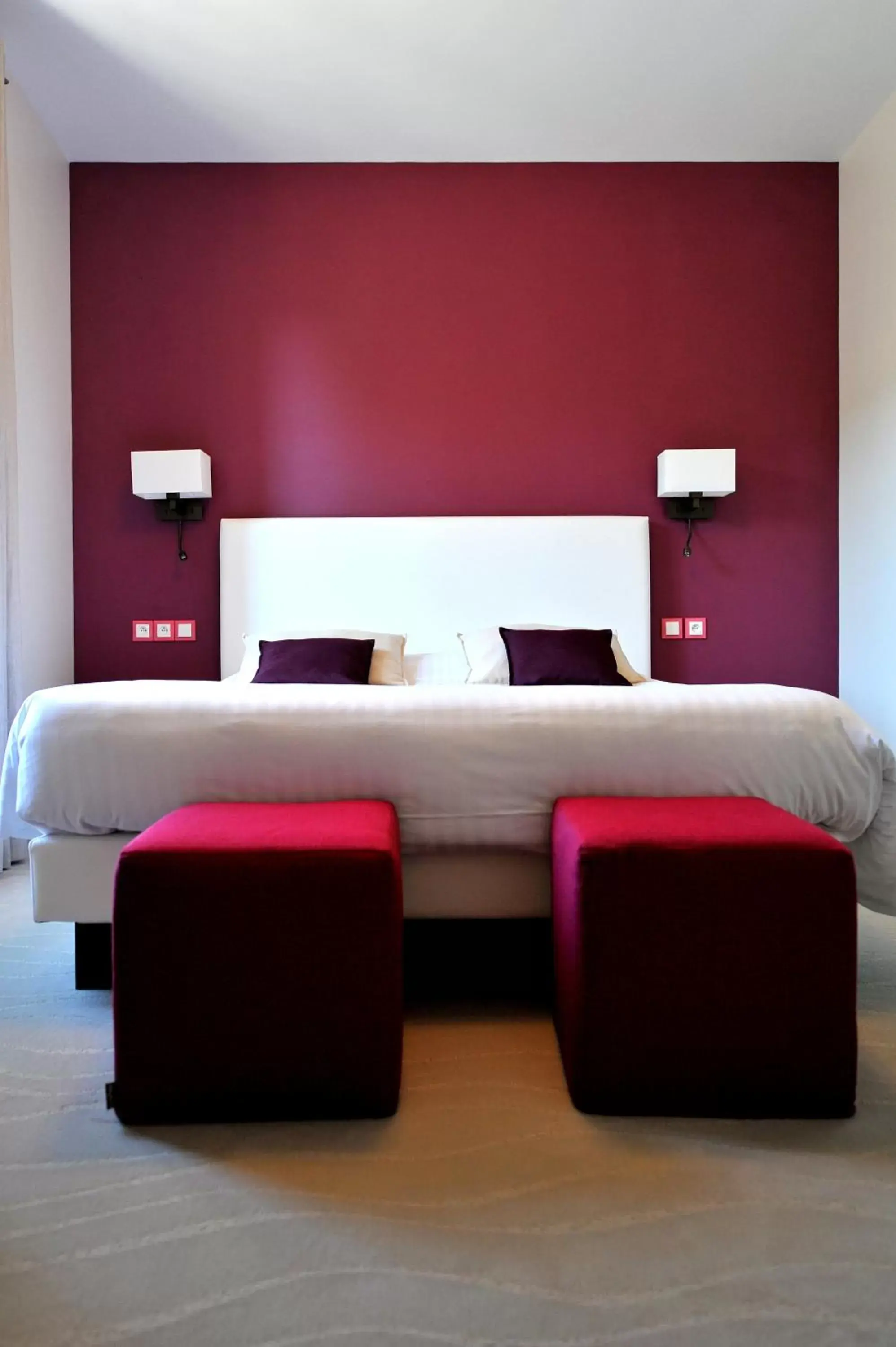 Bedroom, Bed in Logis- Hôtel Spa Restaurant l'Epicurial