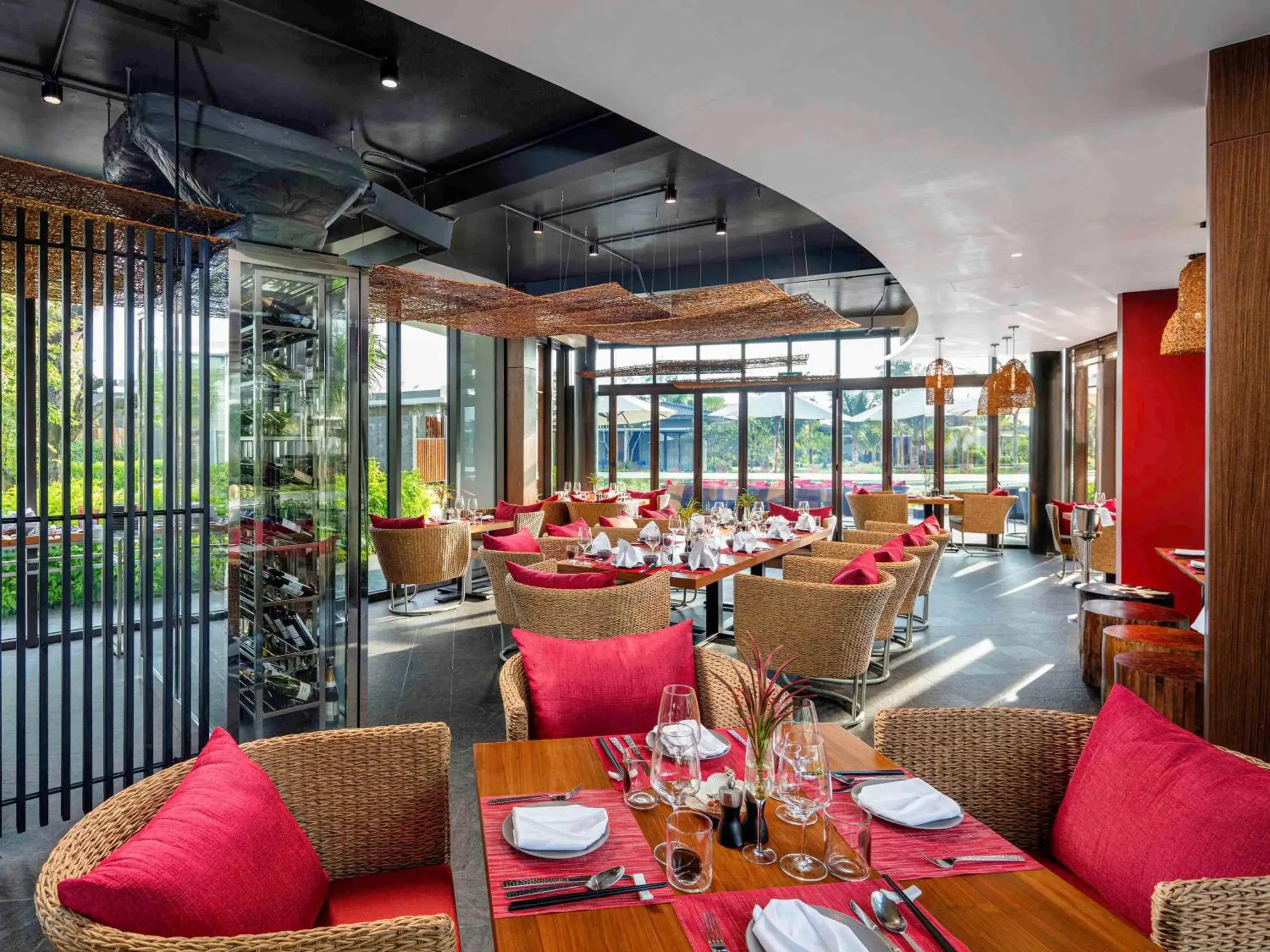 Restaurant/Places to Eat in Novotel Phu Quoc Resort
