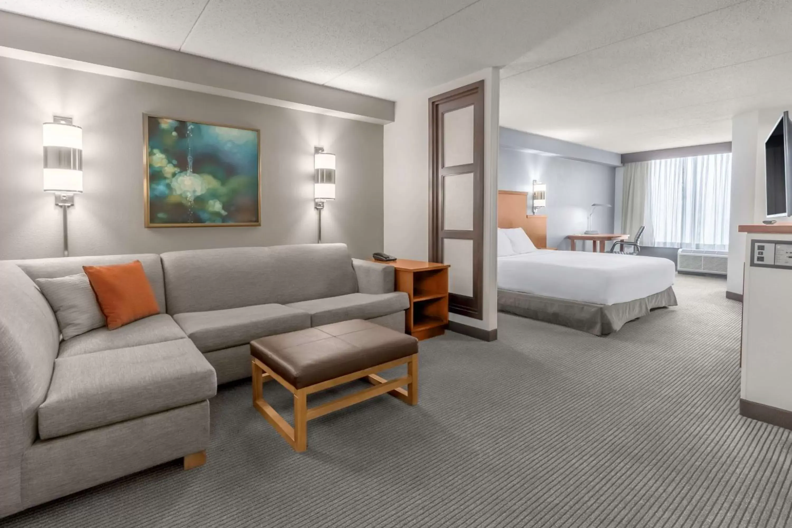 Photo of the whole room in Hyatt Place Charlotte Airport Billy Graham Parkway