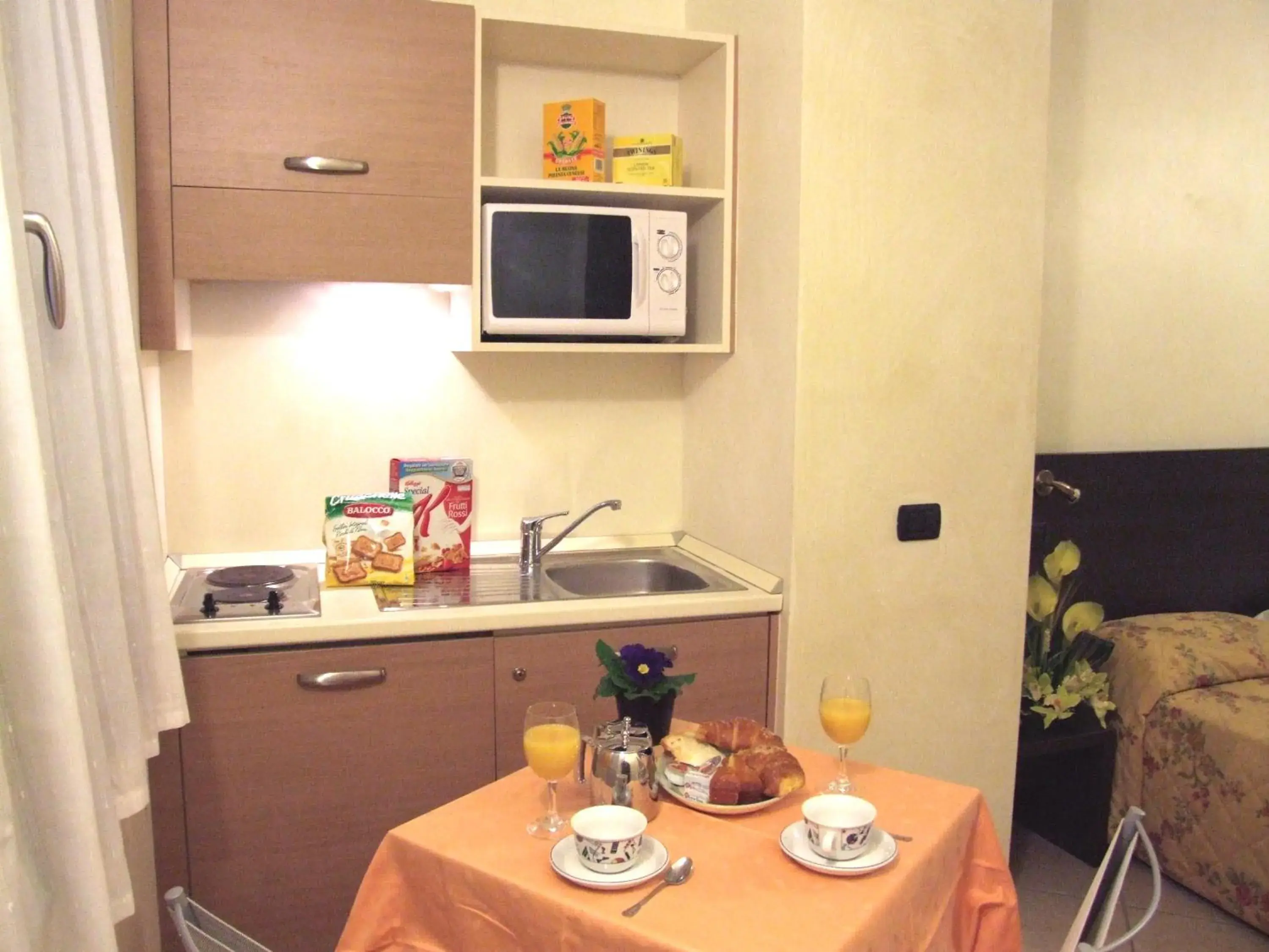 Kitchen or kitchenette, Kitchen/Kitchenette in Hotel Ligure