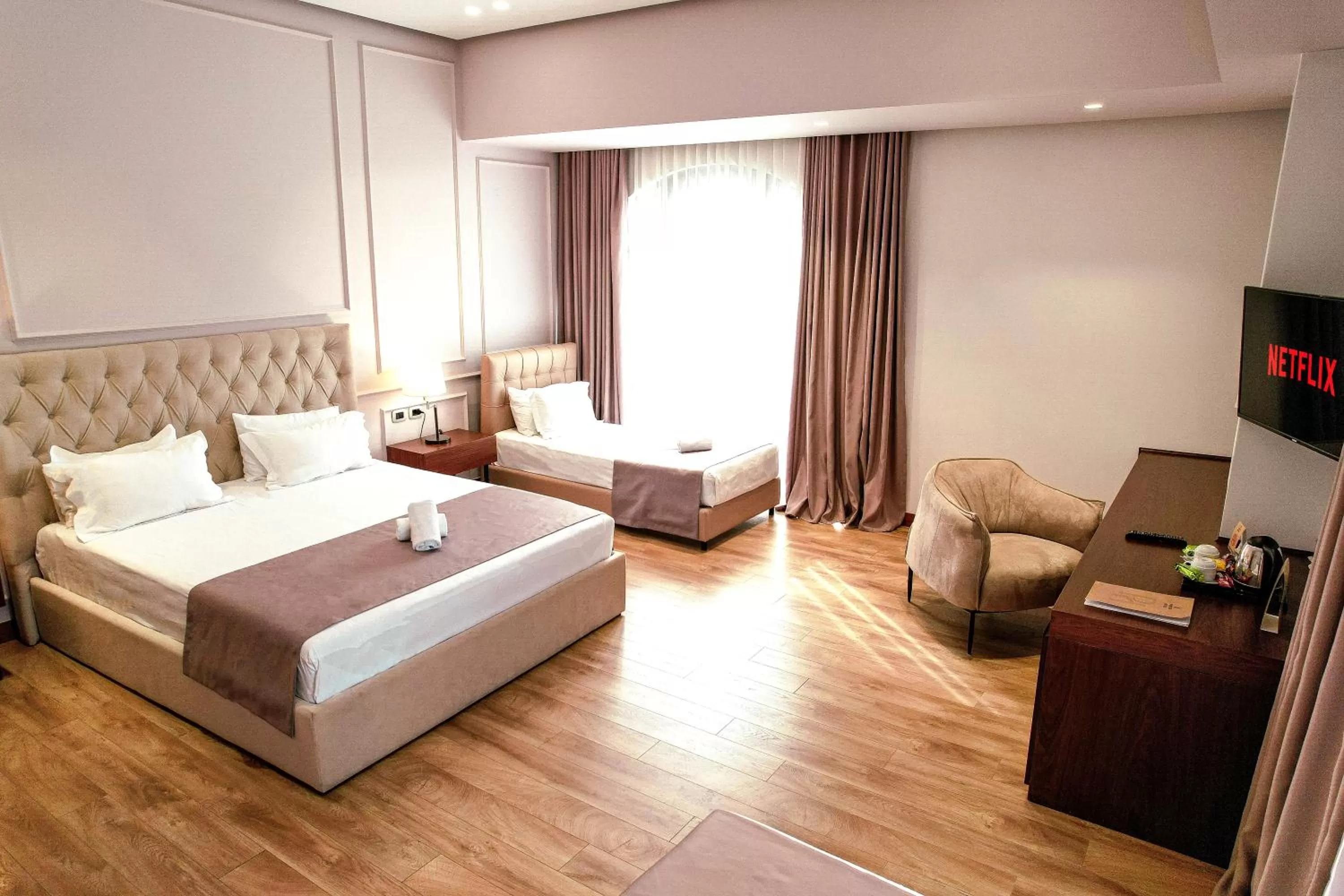 Bedroom, Bed in Portik Hotel